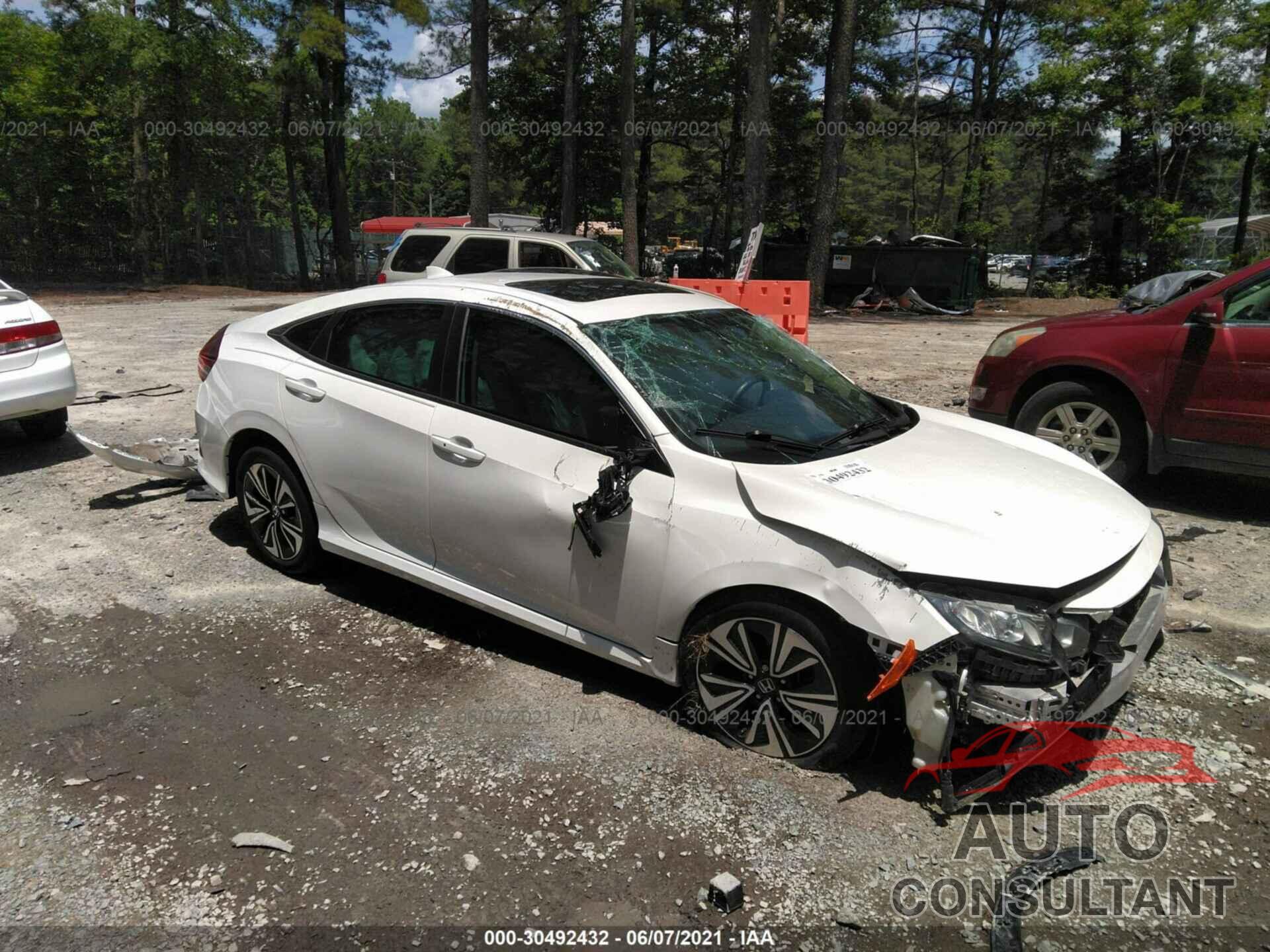 HONDA CIVIC SEDAN 2017 - 19XFC1F33HE013577