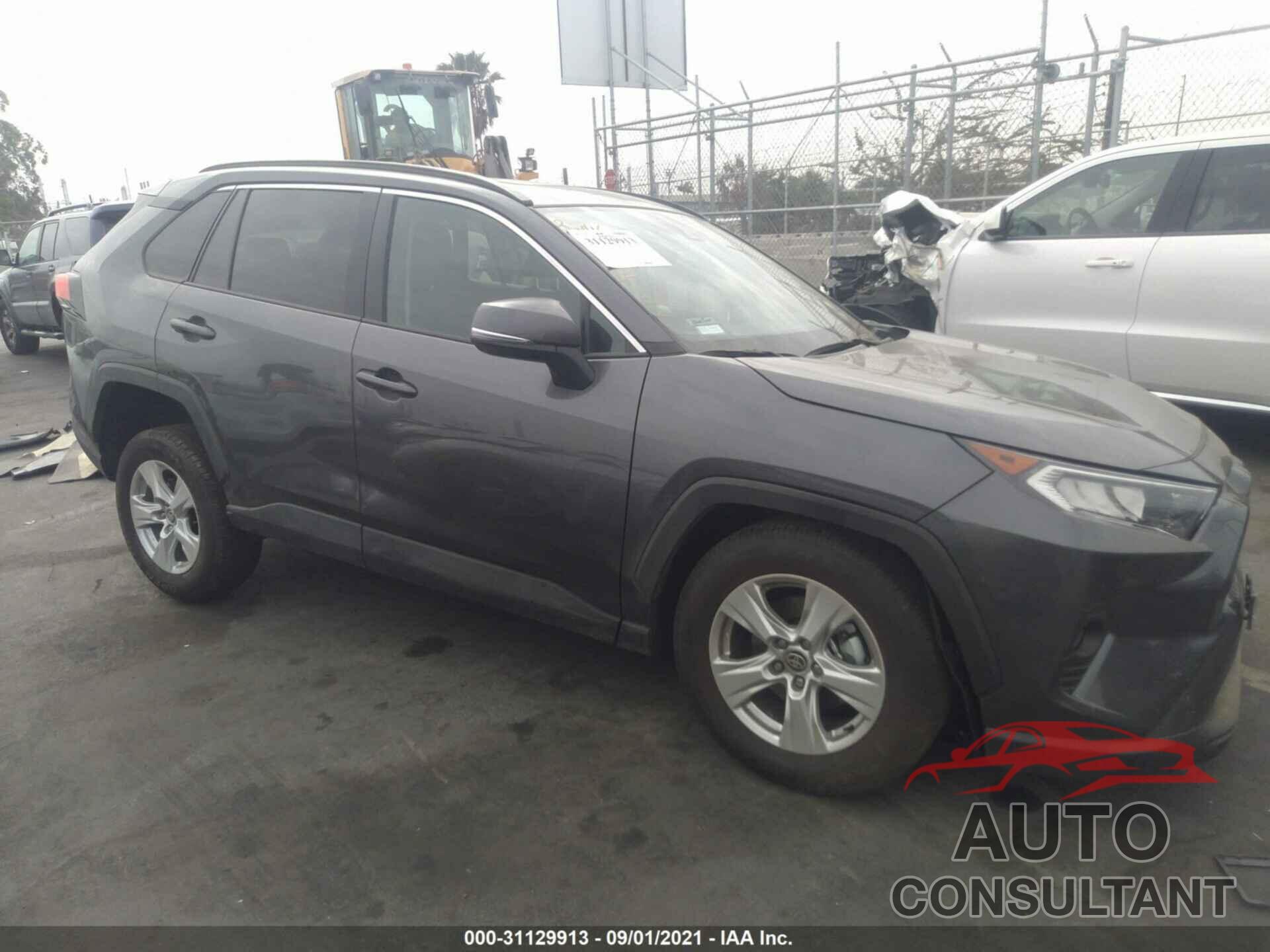 TOYOTA RAV4 2021 - 2T3W1RFV0MC152894