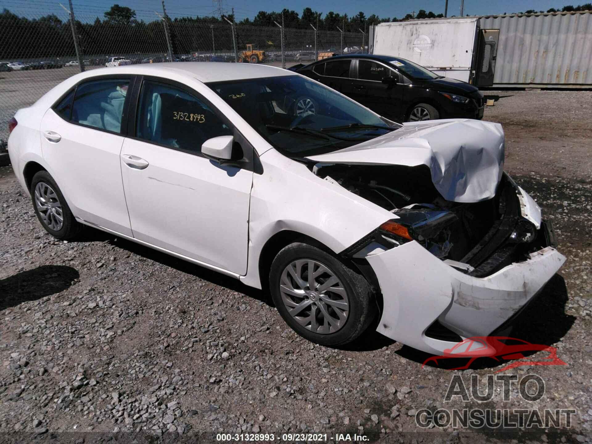 TOYOTA COROLLA 2018 - 5YFBURHE9JP852467
