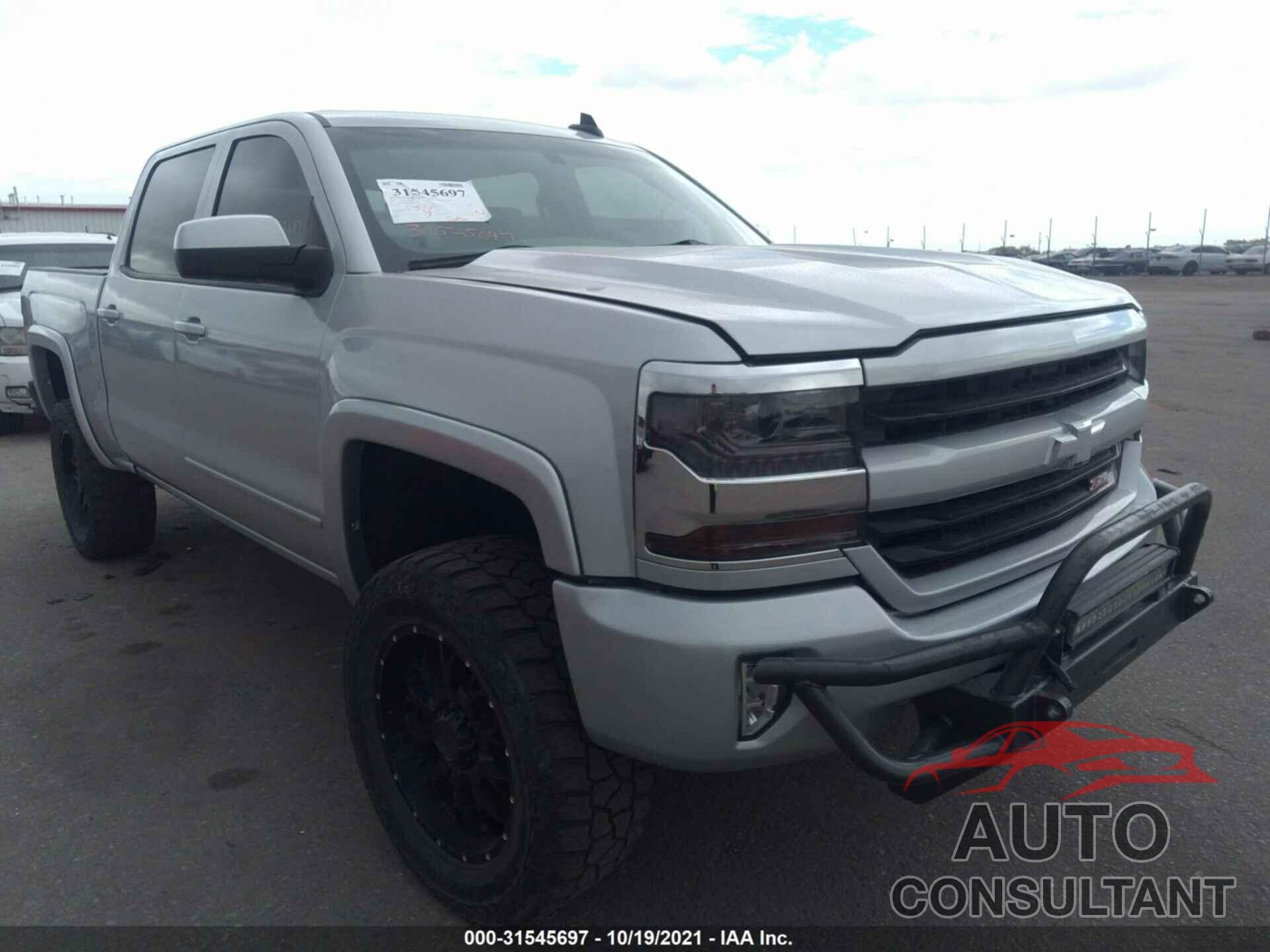 CHEVROLET SILVERADO 1500 2018 - 3GCUKREC7JG236080