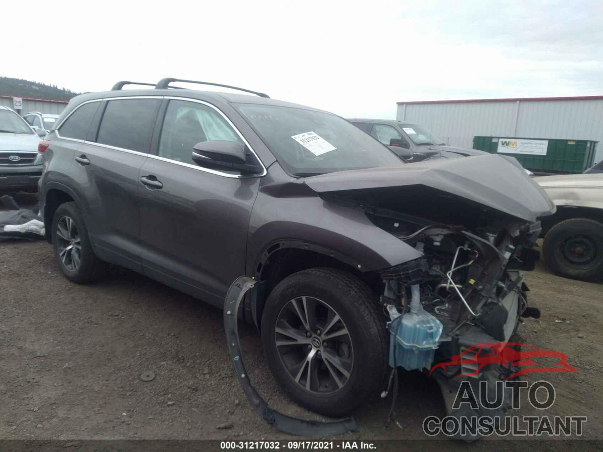 TOYOTA HIGHLANDER 2019 - 5TDBZRFH0KS996593