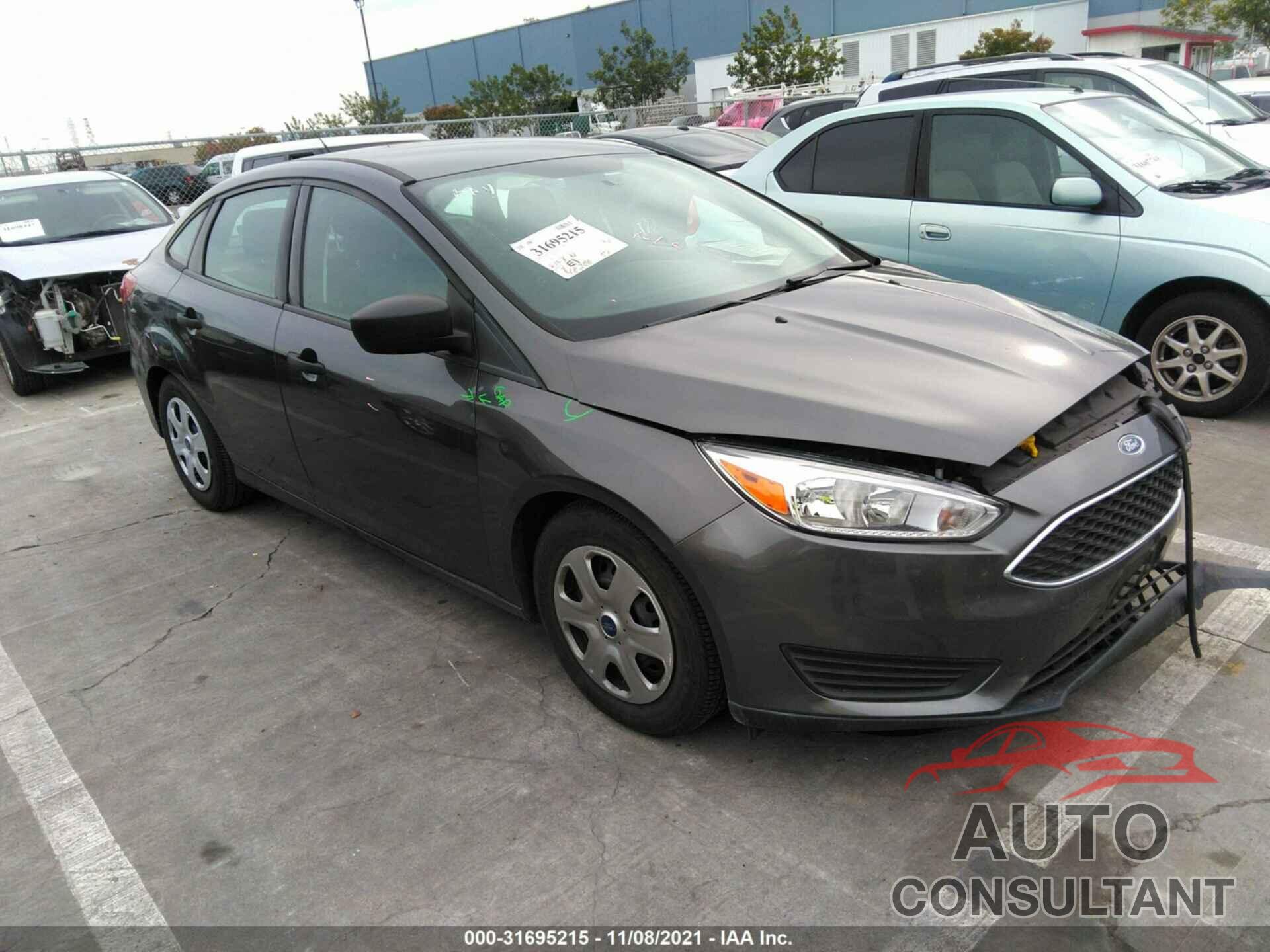 FORD FOCUS 2016 - 1FADP3E26GL209301