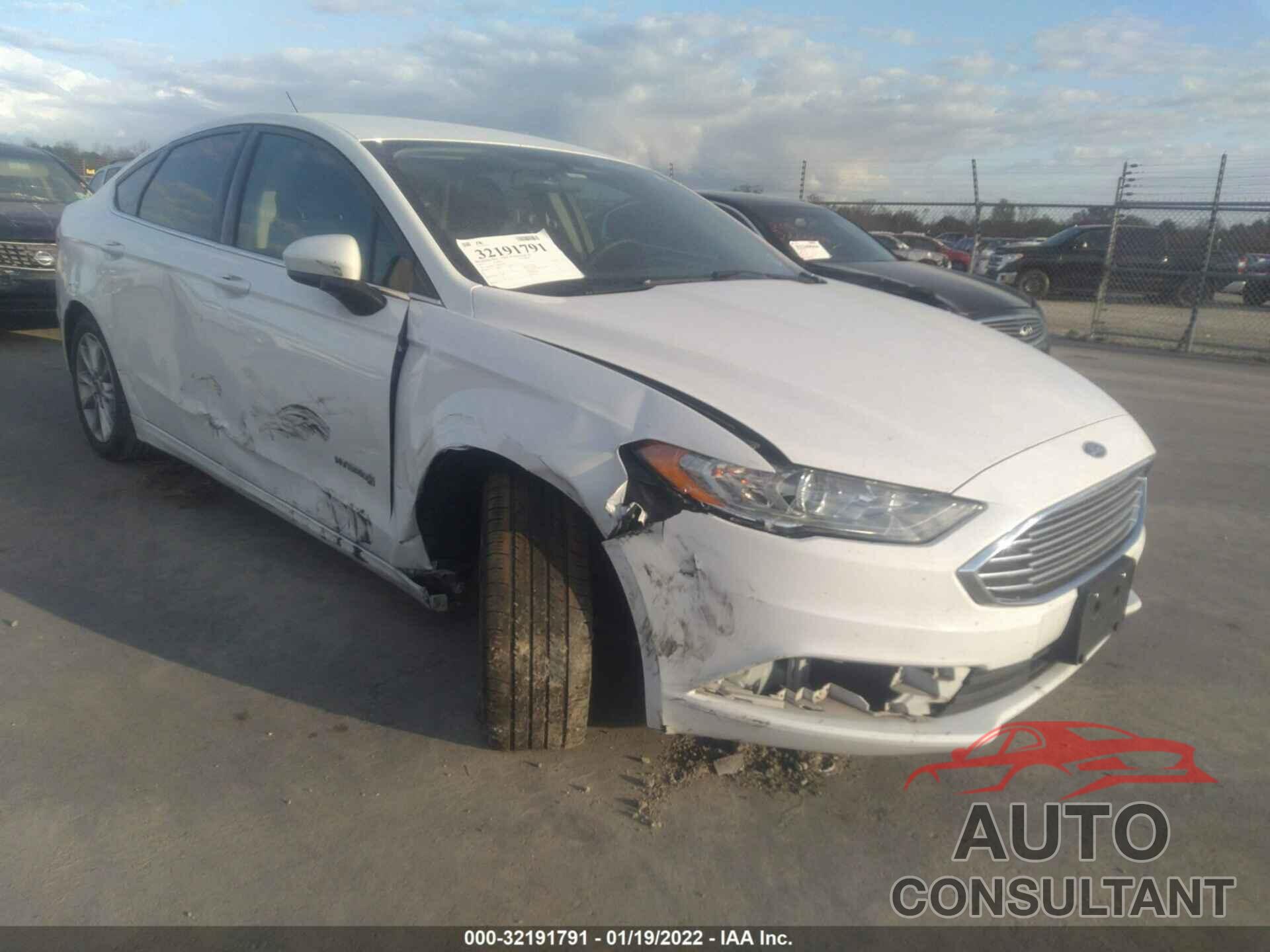 FORD FUSION 2017 - 3FA6P0LU2HR386846