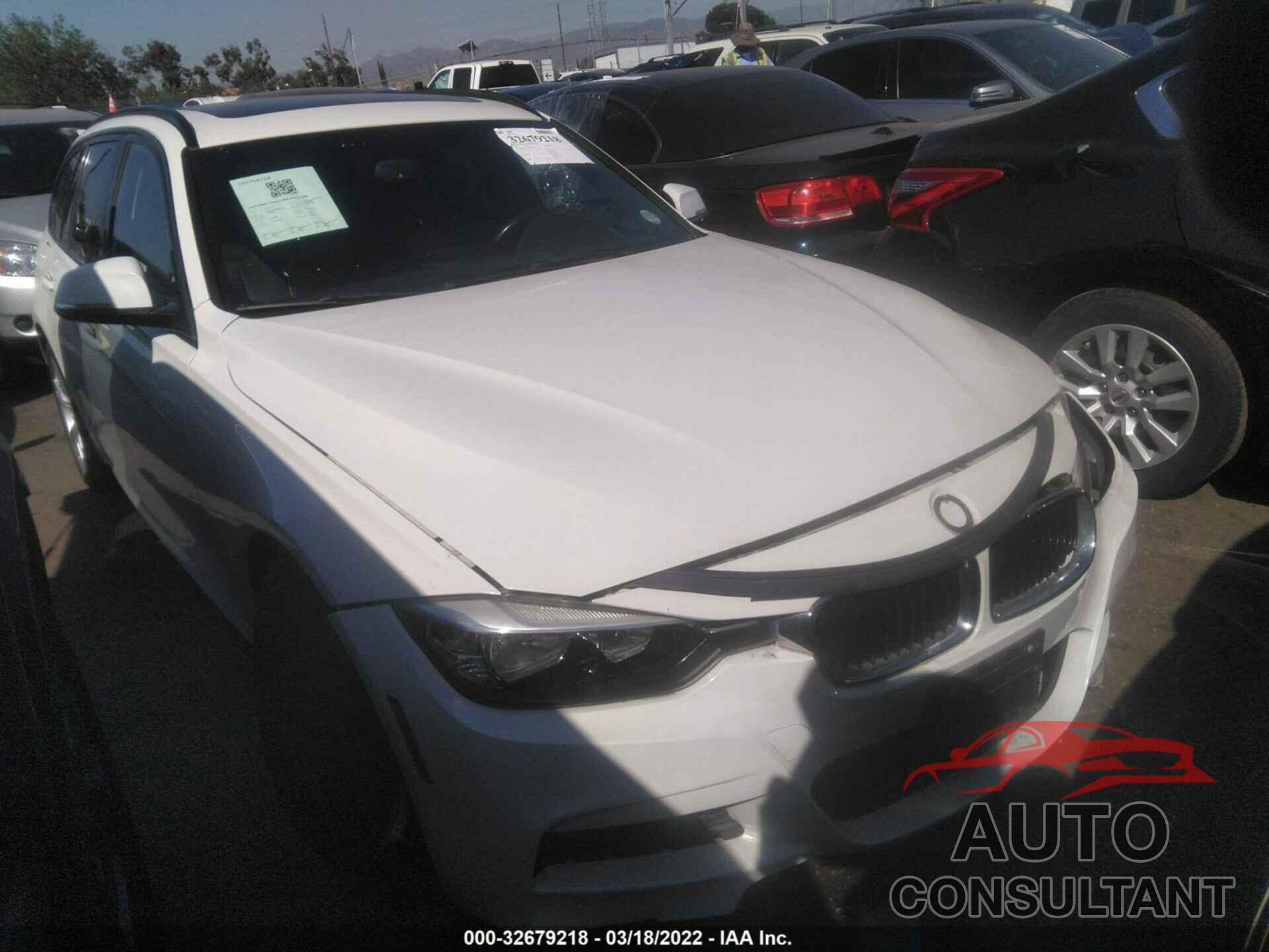 BMW 3 SERIES 2016 - WBA8J1C56GK710707