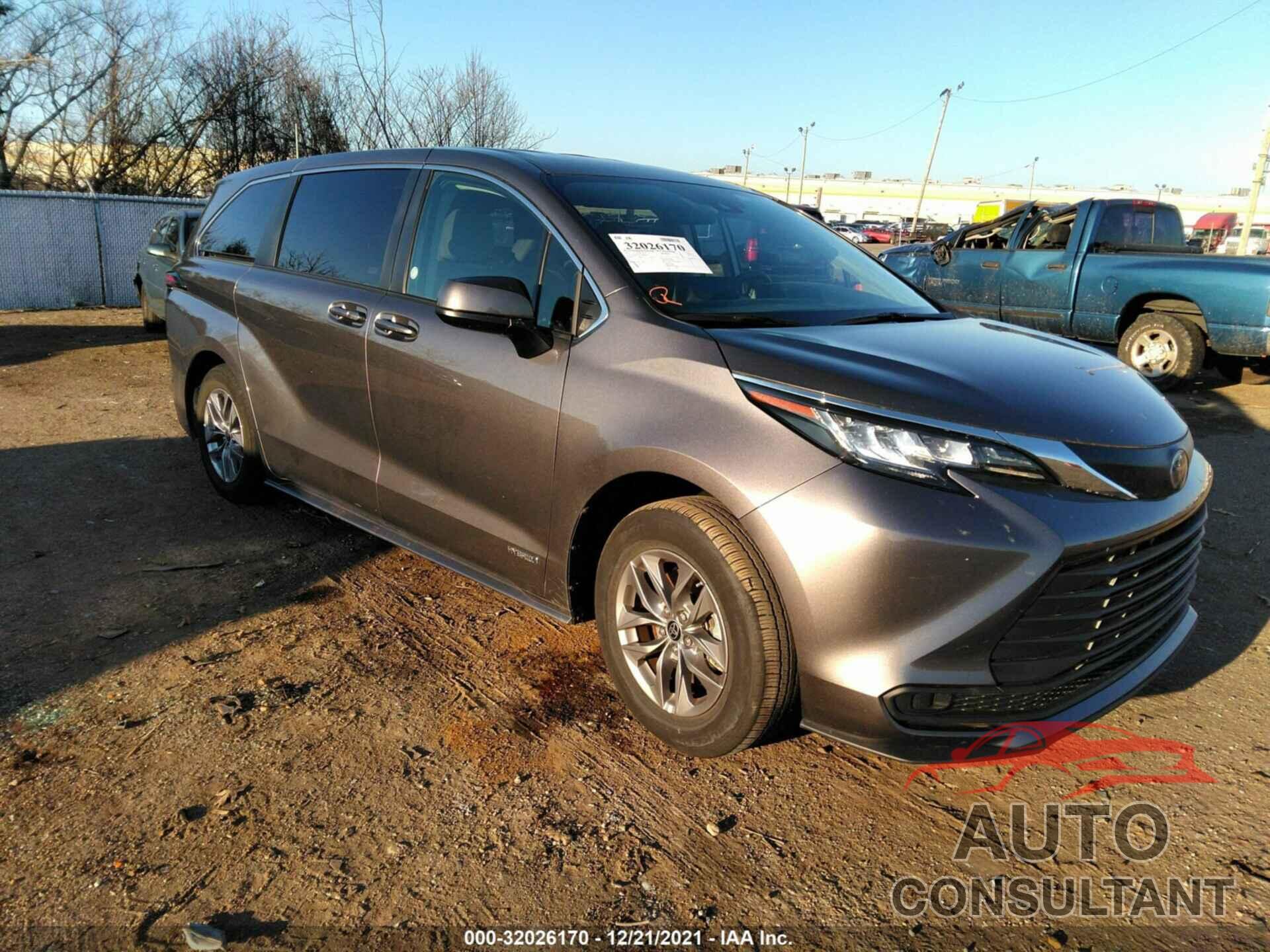 TOYOTA SIENNA 2021 - 5TDKRKEC1MS045643