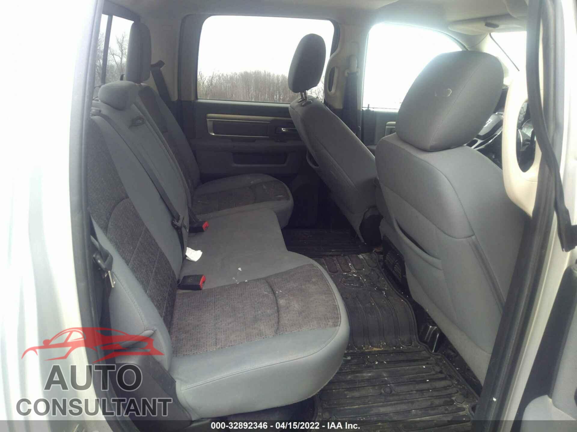RAM 1500 2013 - 1C6RR7LT8DS592180