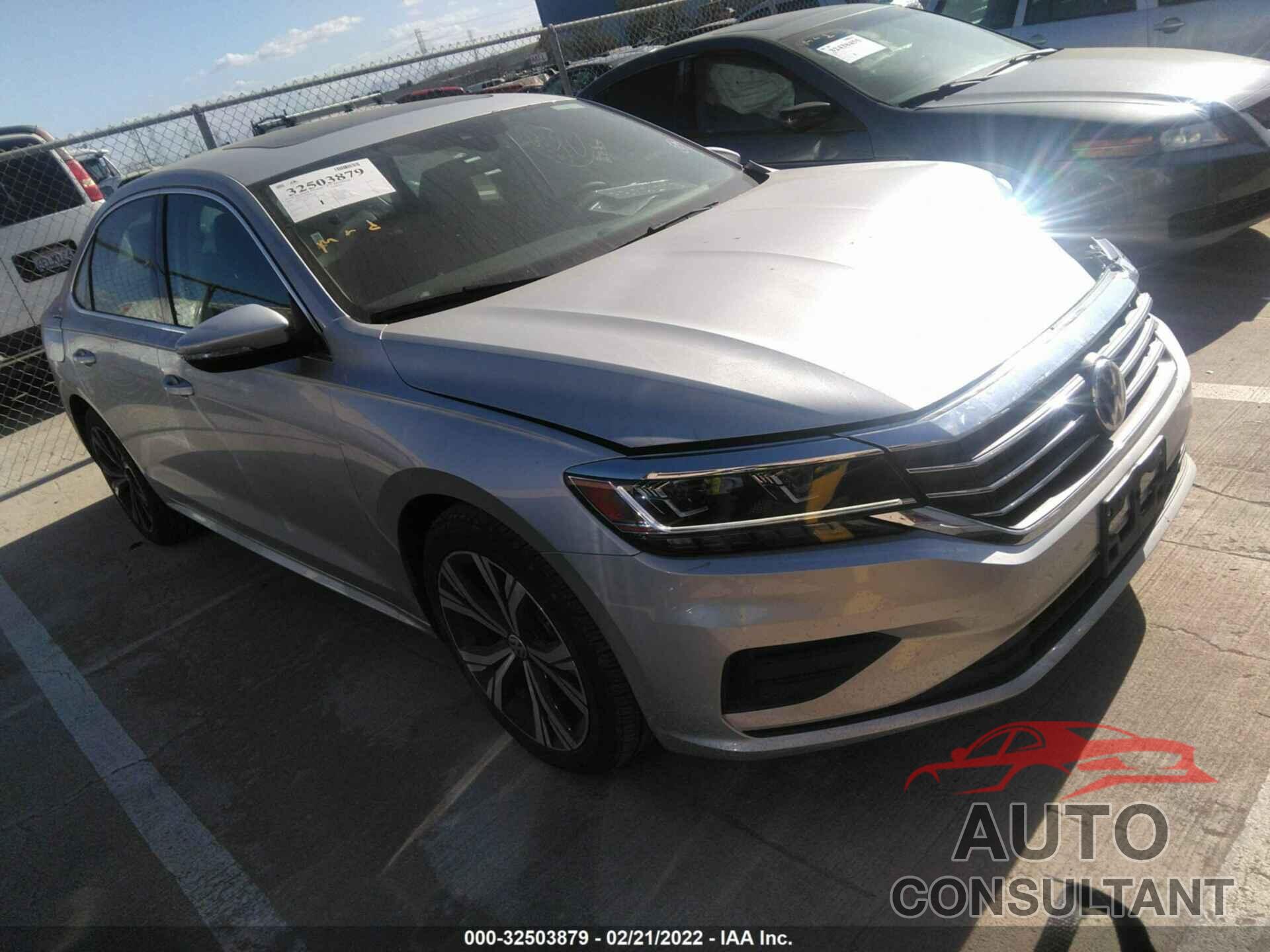 VOLKSWAGEN PASSAT 2021 - 1VWSA7A33MC011759