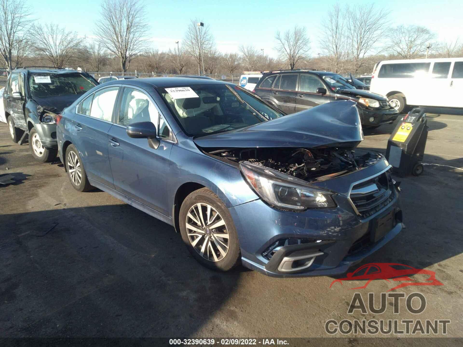 SUBARU LEGACY 2019 - 4S3BNAF60K3022464