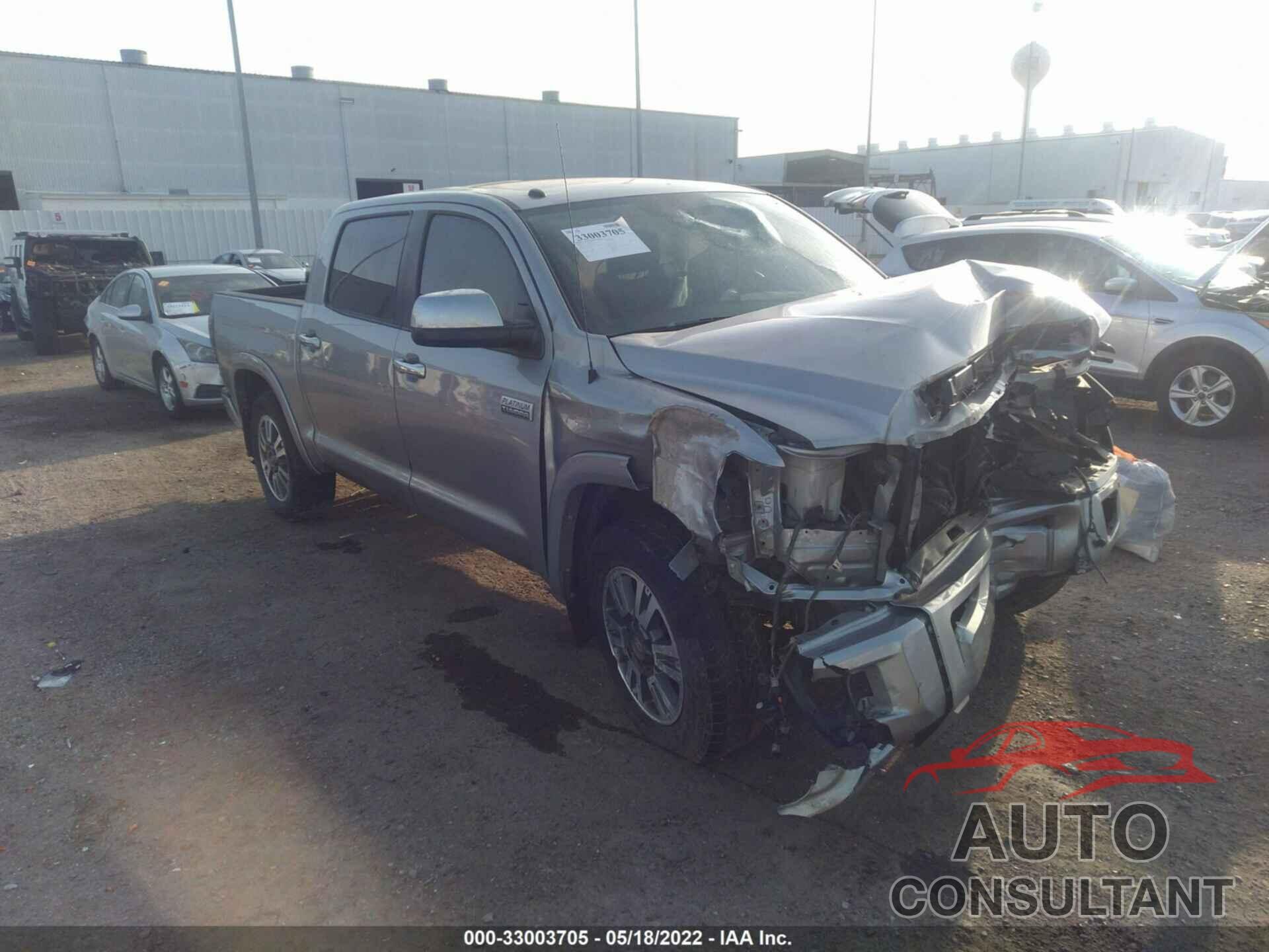 TOYOTA TUNDRA 4WD 2018 - 5TFAW5F17JX695568