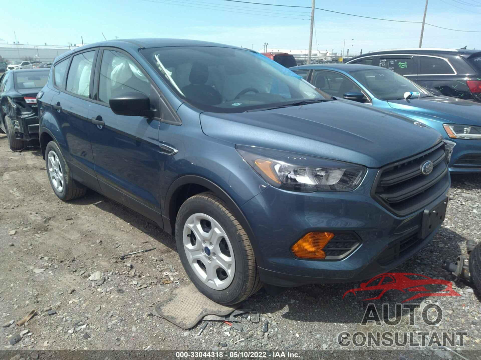 FORD ESCAPE 2018 - 1FMCU0F71JUB38626