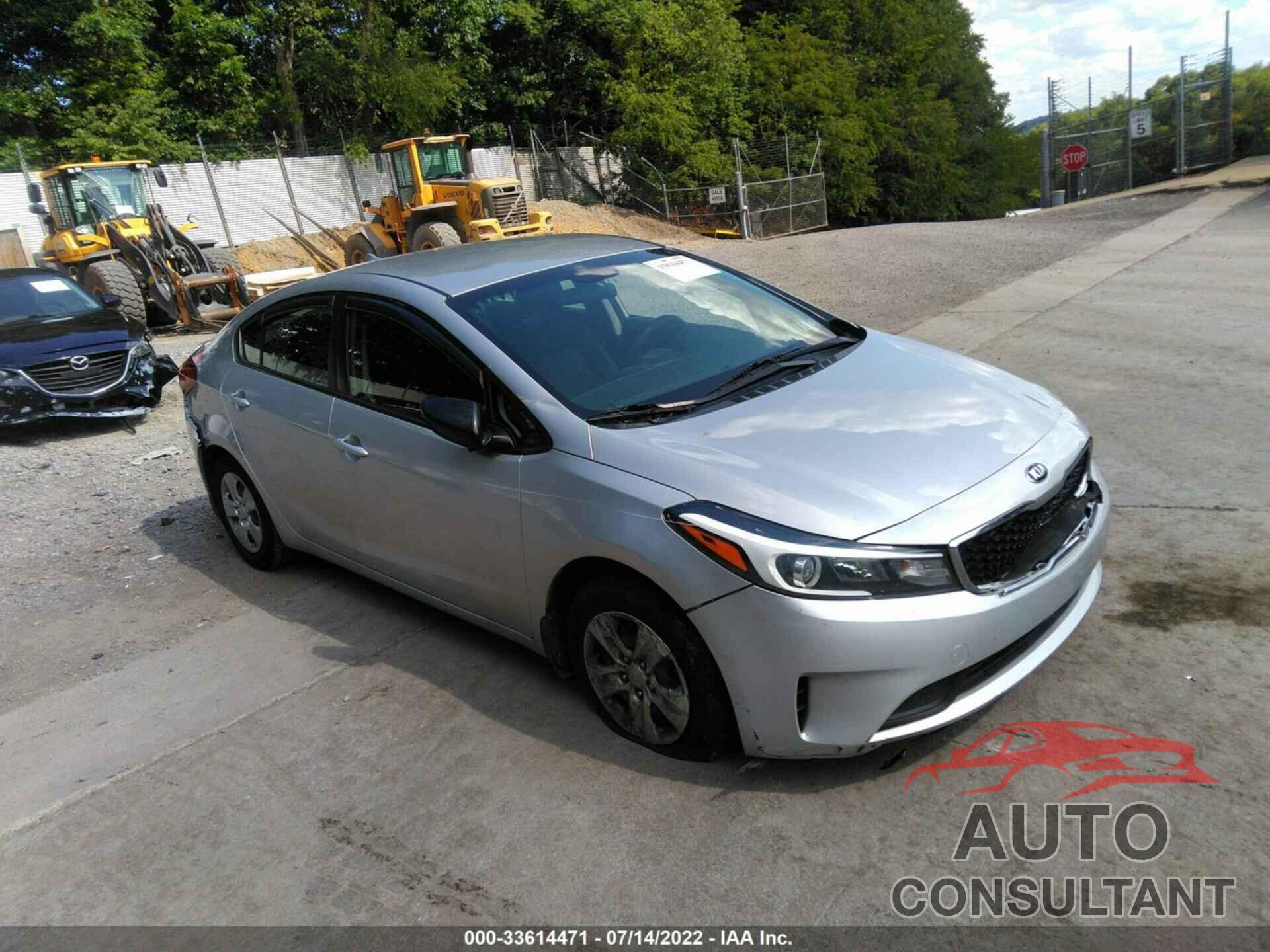 KIA FORTE 2017 - 3KPFK4A74HE099240