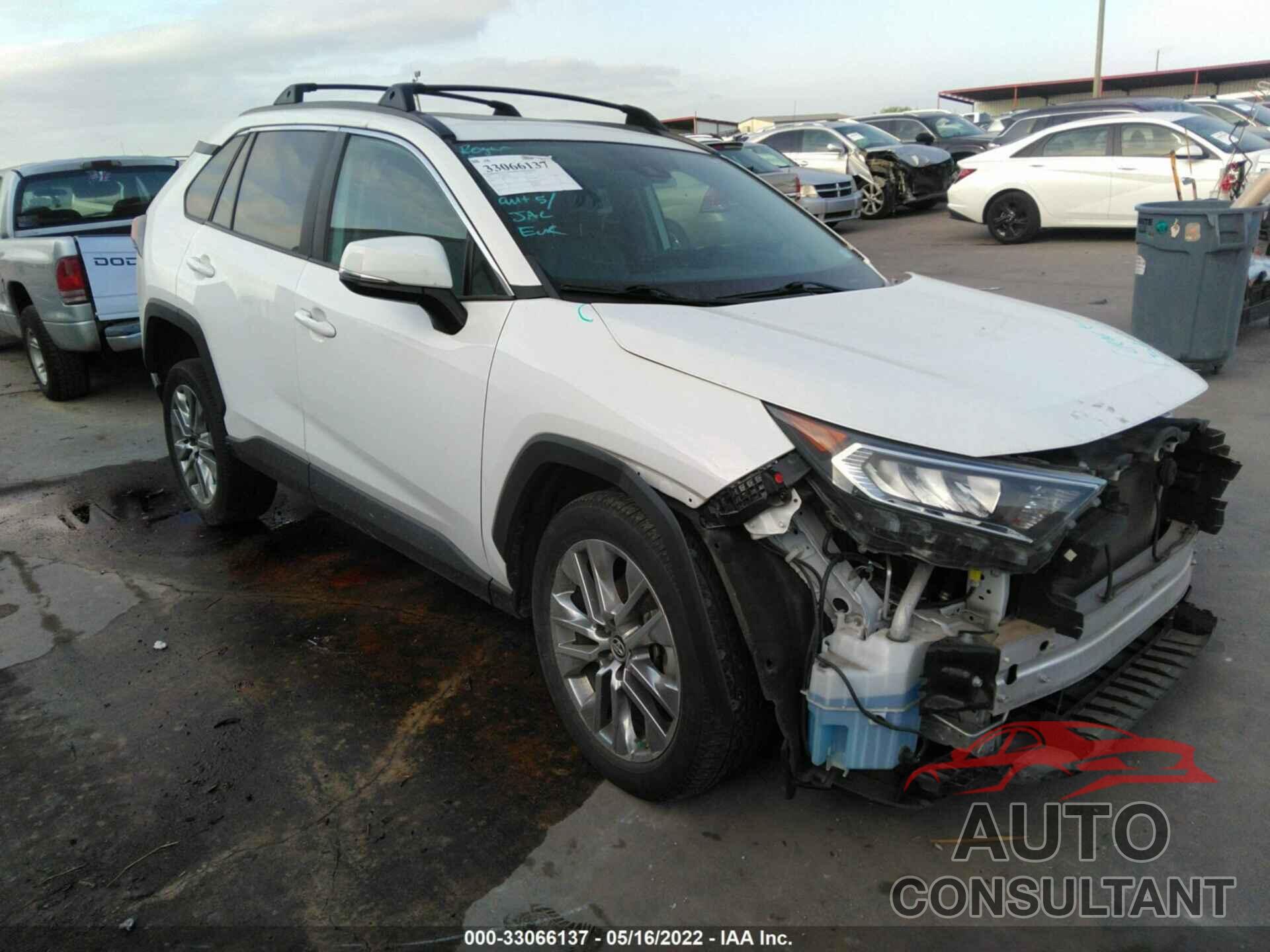 TOYOTA RAV4 2019 - 2T3C1RFV4KC013951