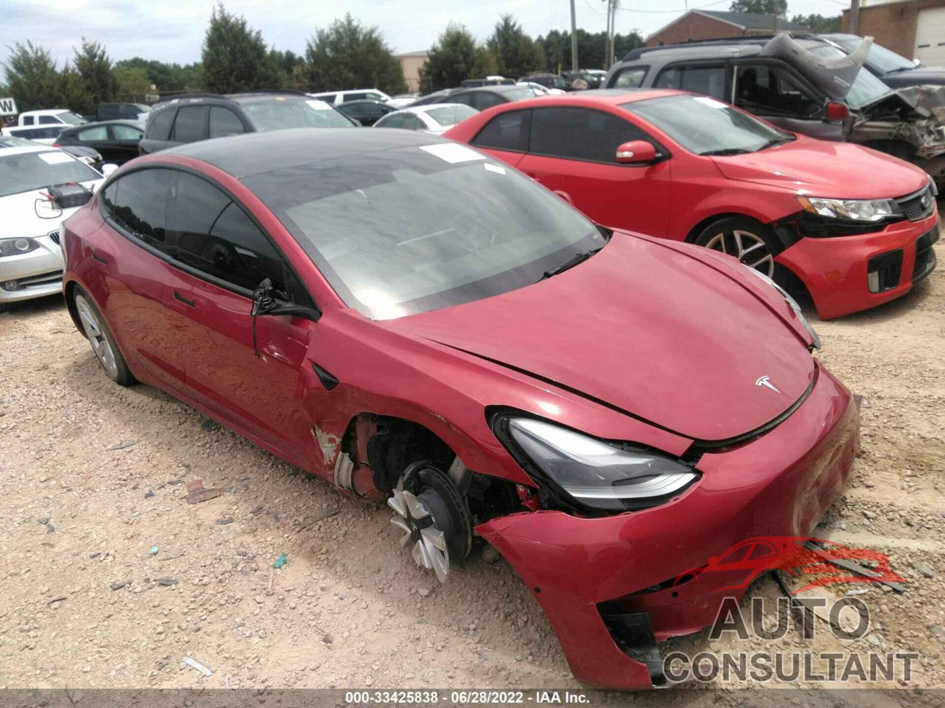 TESLA MODEL 3 2022 - 5YJ3E1EB5NF117709