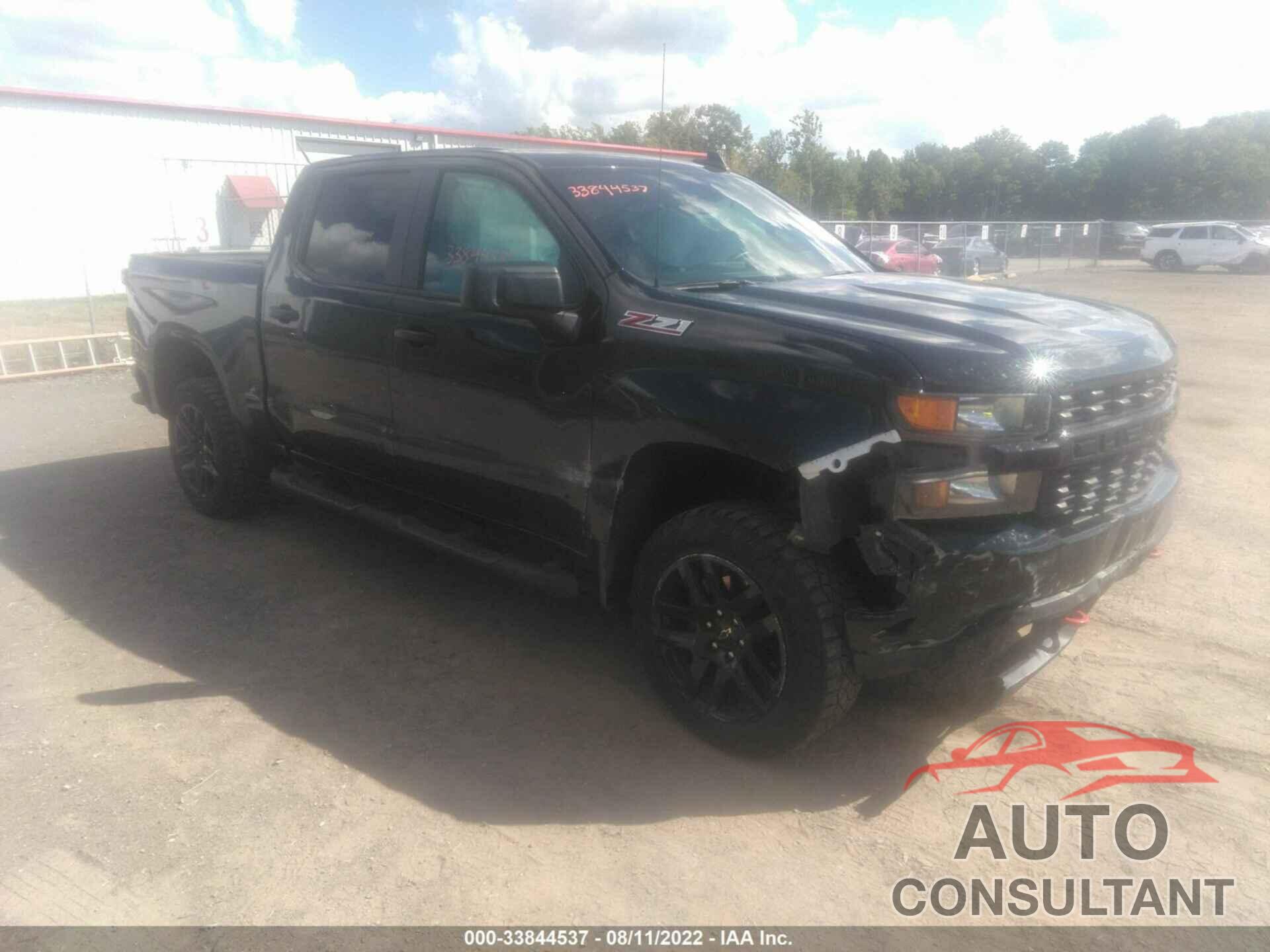 CHEVROLET SILVERADO 1500 2021 - 1GCPYCEF7MZ439977
