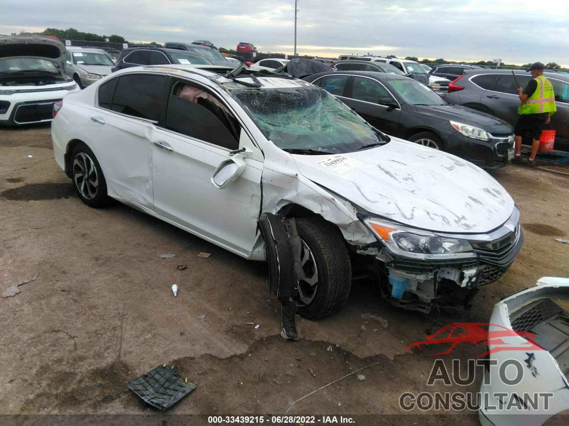 HONDA ACCORD SEDAN 2017 - 1HGCR2F89HA098352