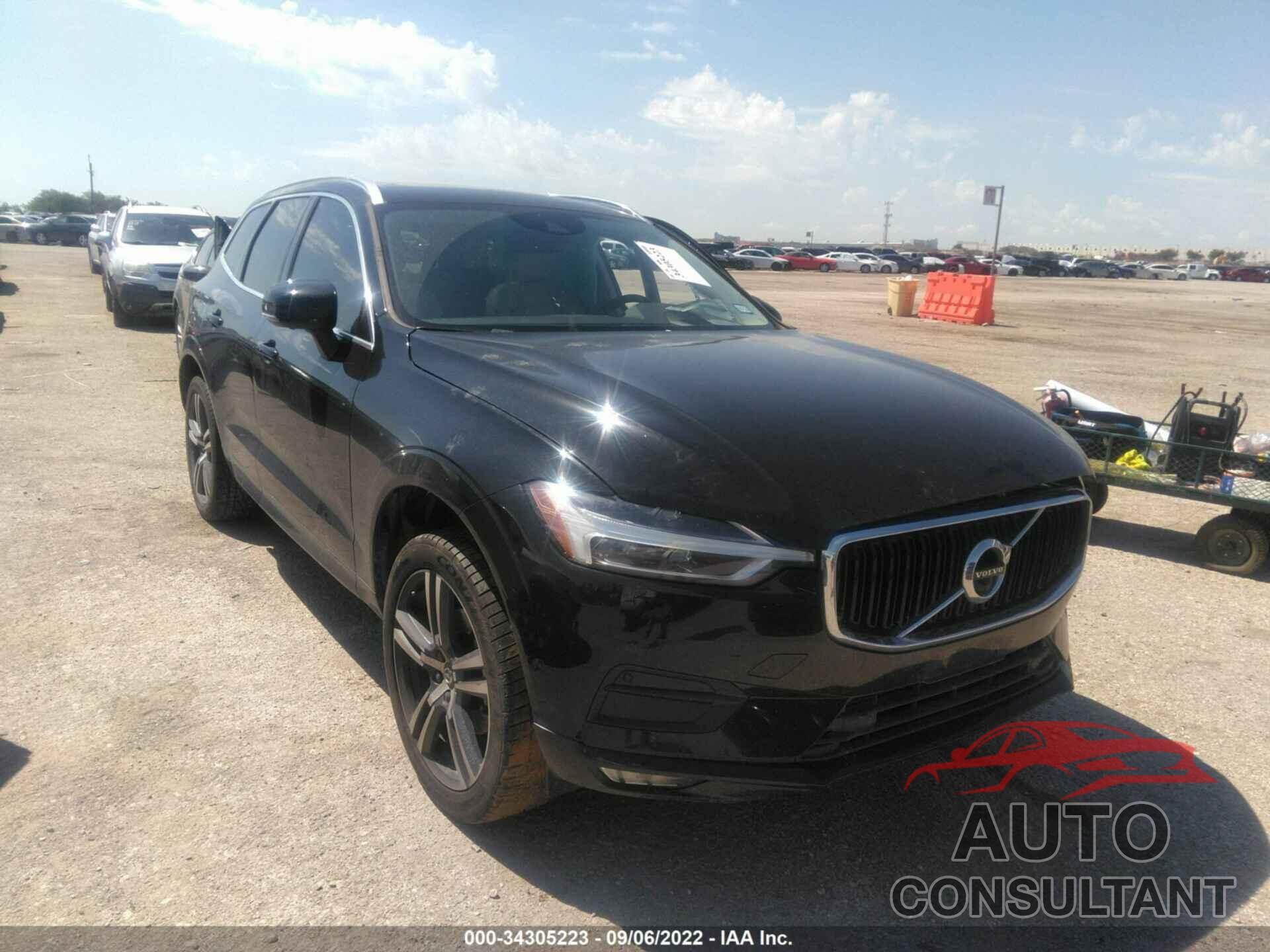 VOLVO XC60 2018 - LYV102RK2JB113568