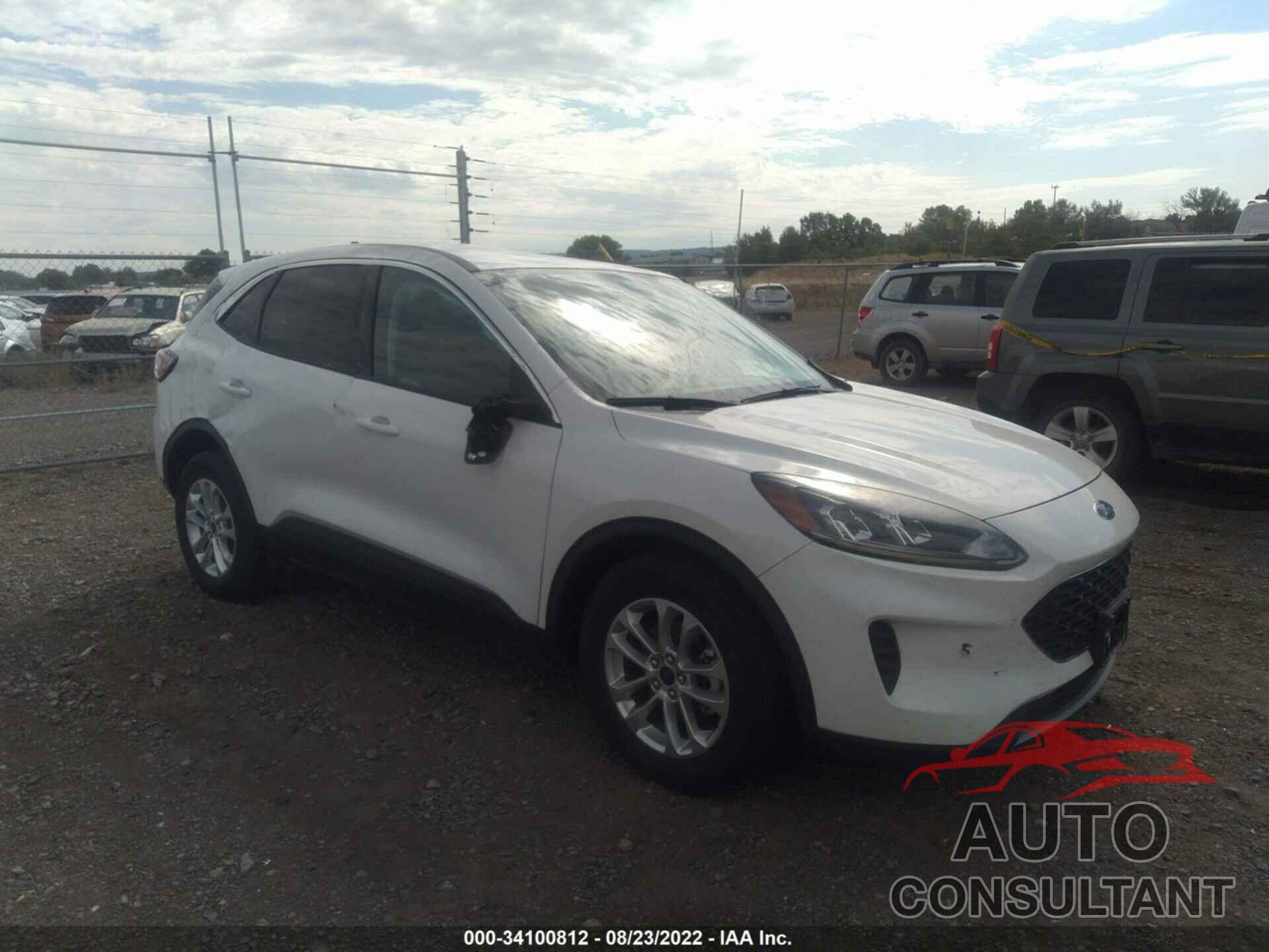 FORD ESCAPE 2022 - 1FMCU9G64NUA61265