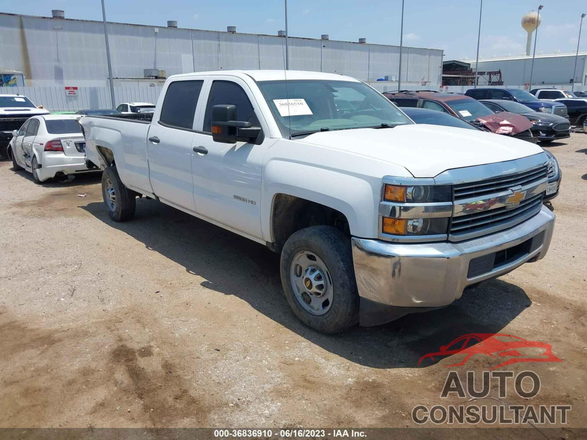 CHEVROLET SILVERADO 2500HD 2018 - 1GC1CUEG0JF222383