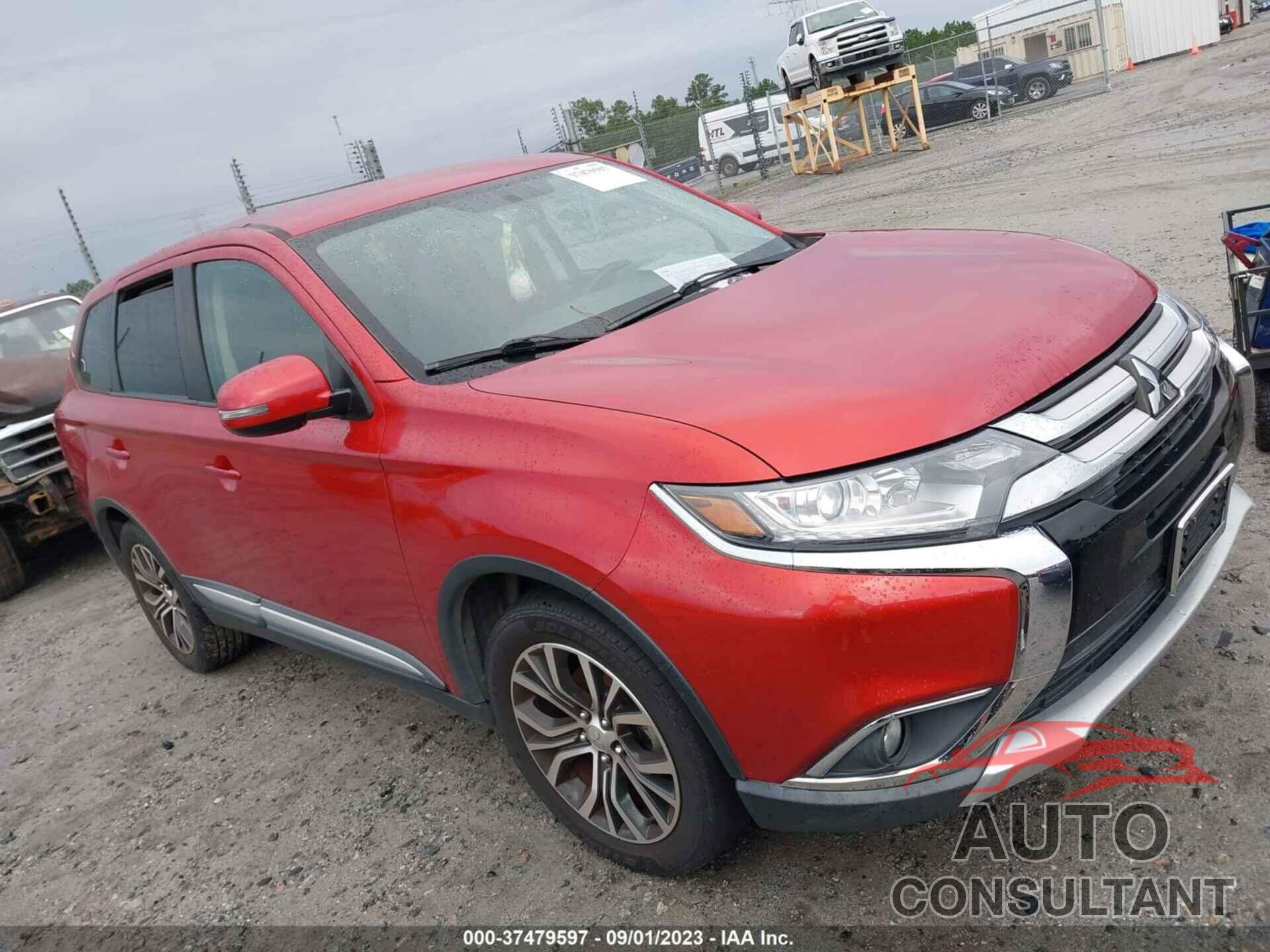 MITSUBISHI OUTLANDER 2018 - JA4AD3A37JZ041168