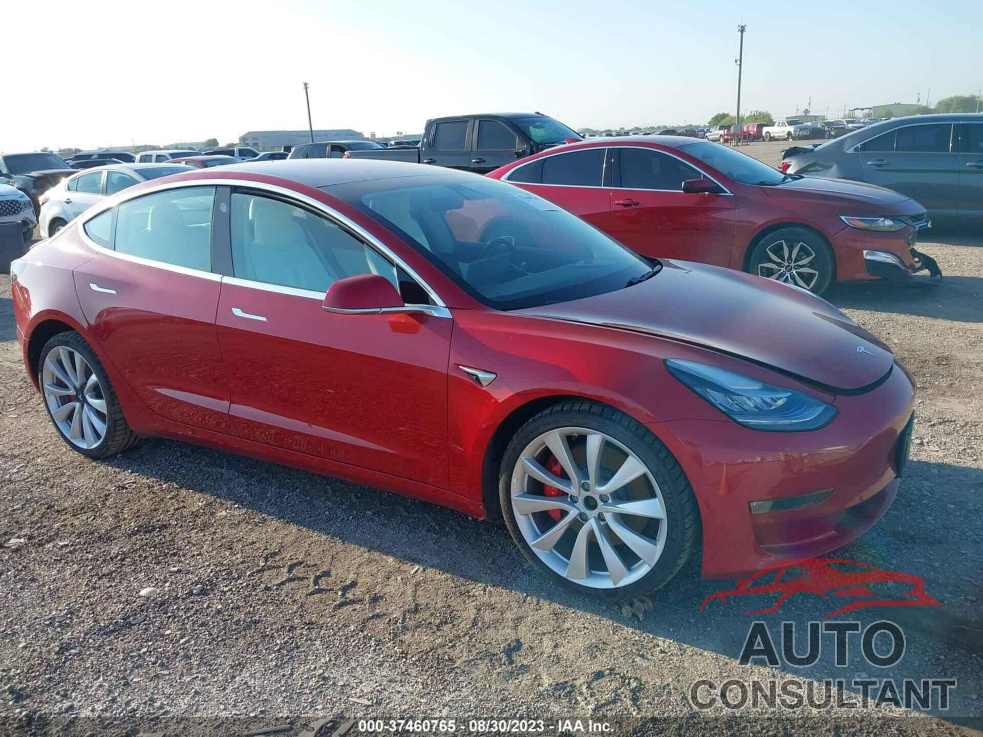 TESLA MODEL 3 2018 - 5YJ3E1EB2JF055549