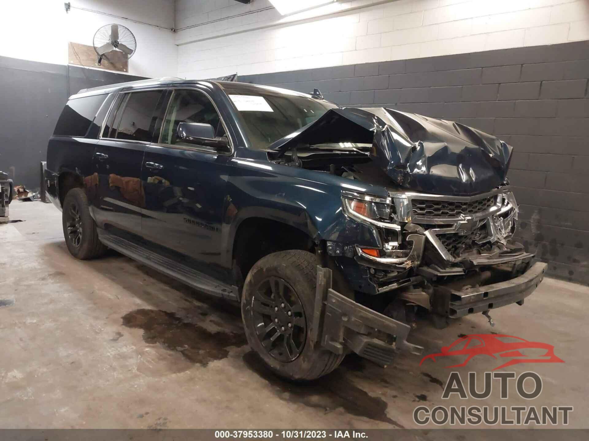 CHEVROLET SUBURBAN 2018 - 1GNSKGKC4JR261395