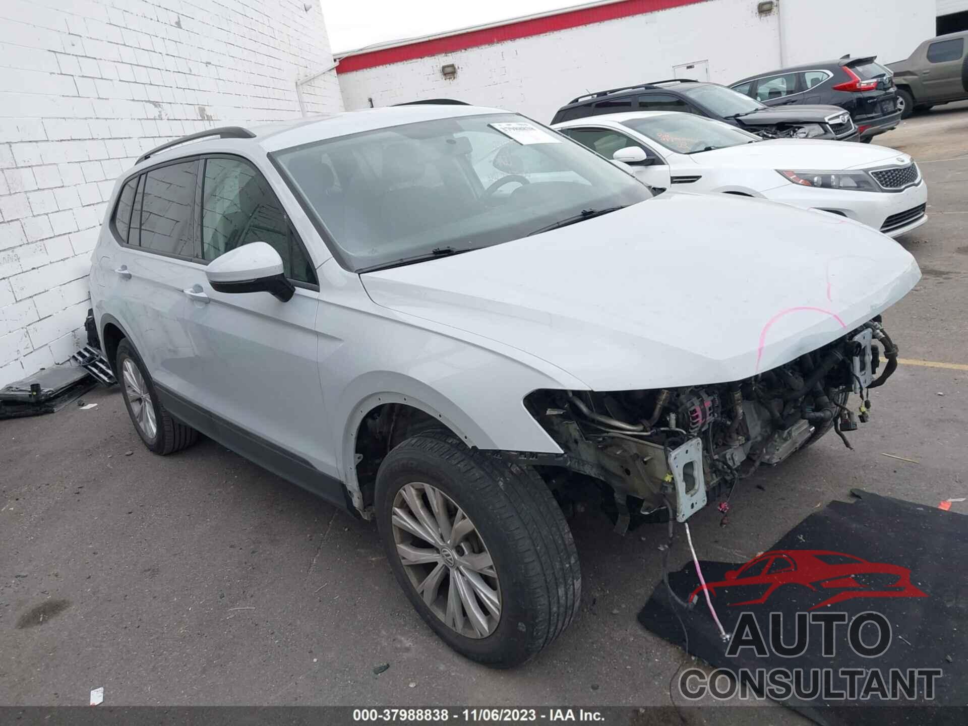 VOLKSWAGEN TIGUAN 2019 - 3VV0B7AX6KM031494