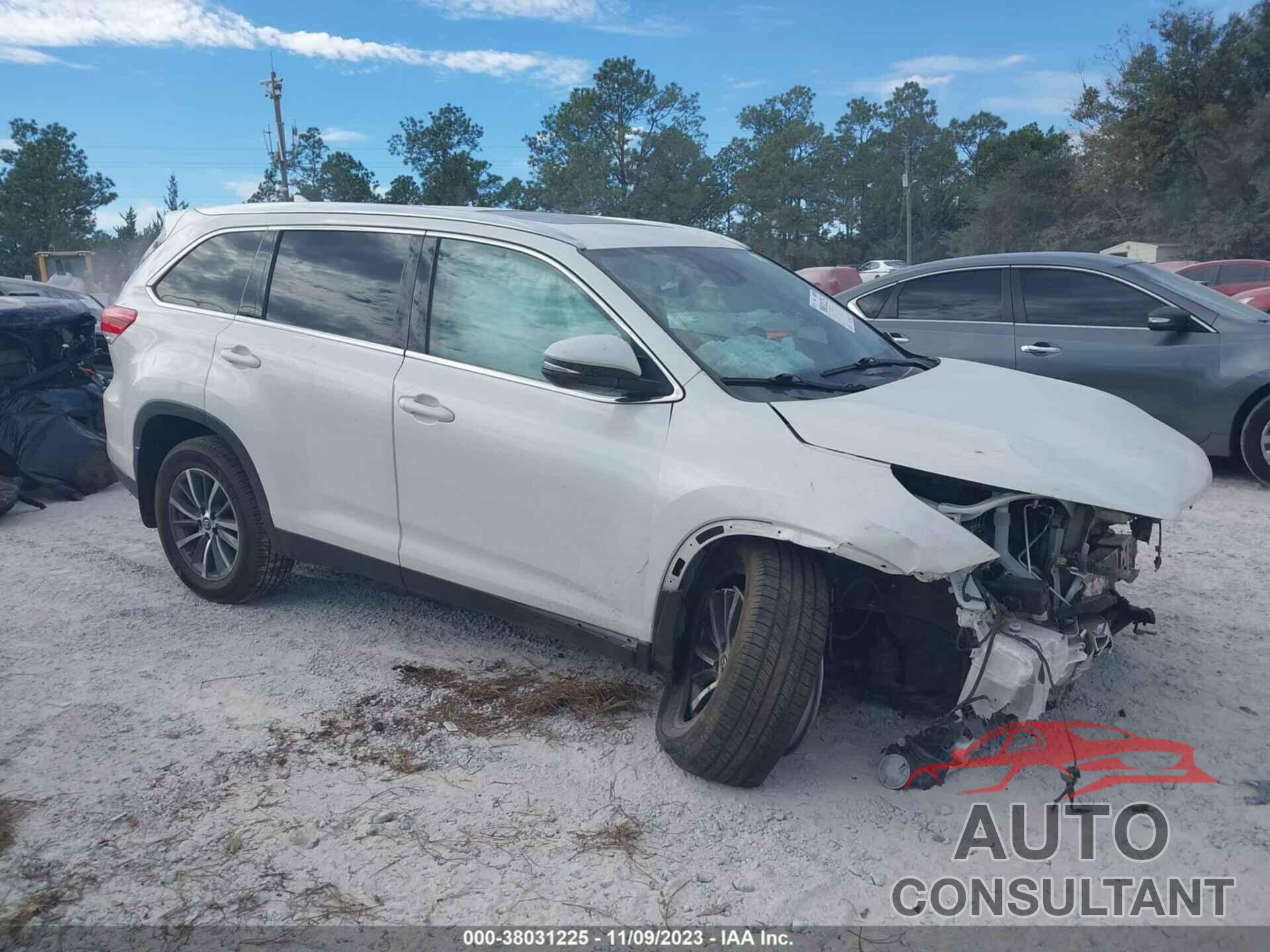 TOYOTA HIGHLANDER 2019 - 5TDJZRFHXKS606899