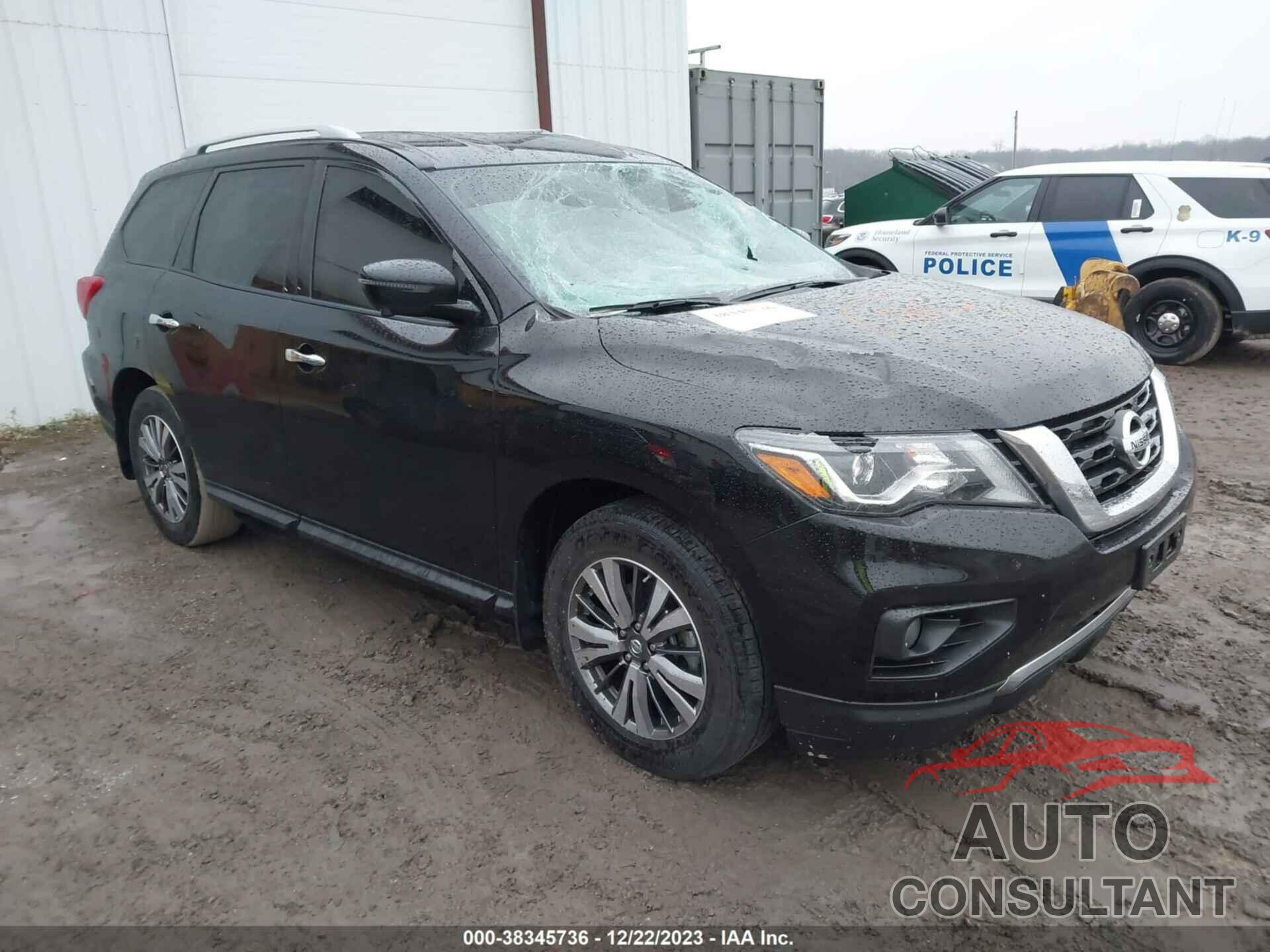 NISSAN PATHFINDER 2018 - 5N1DR2MM1JC613305