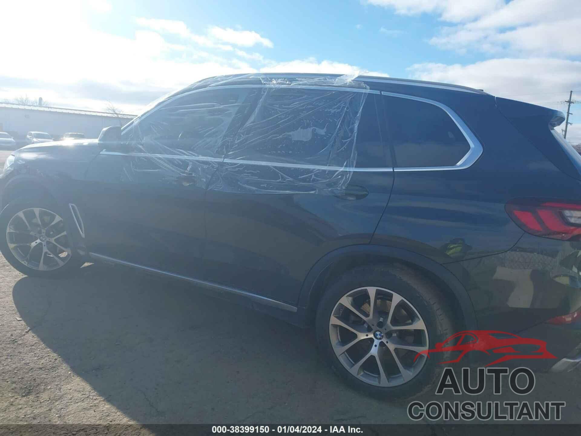 BMW X5 2021 - 5UXCR6C04M9F52878