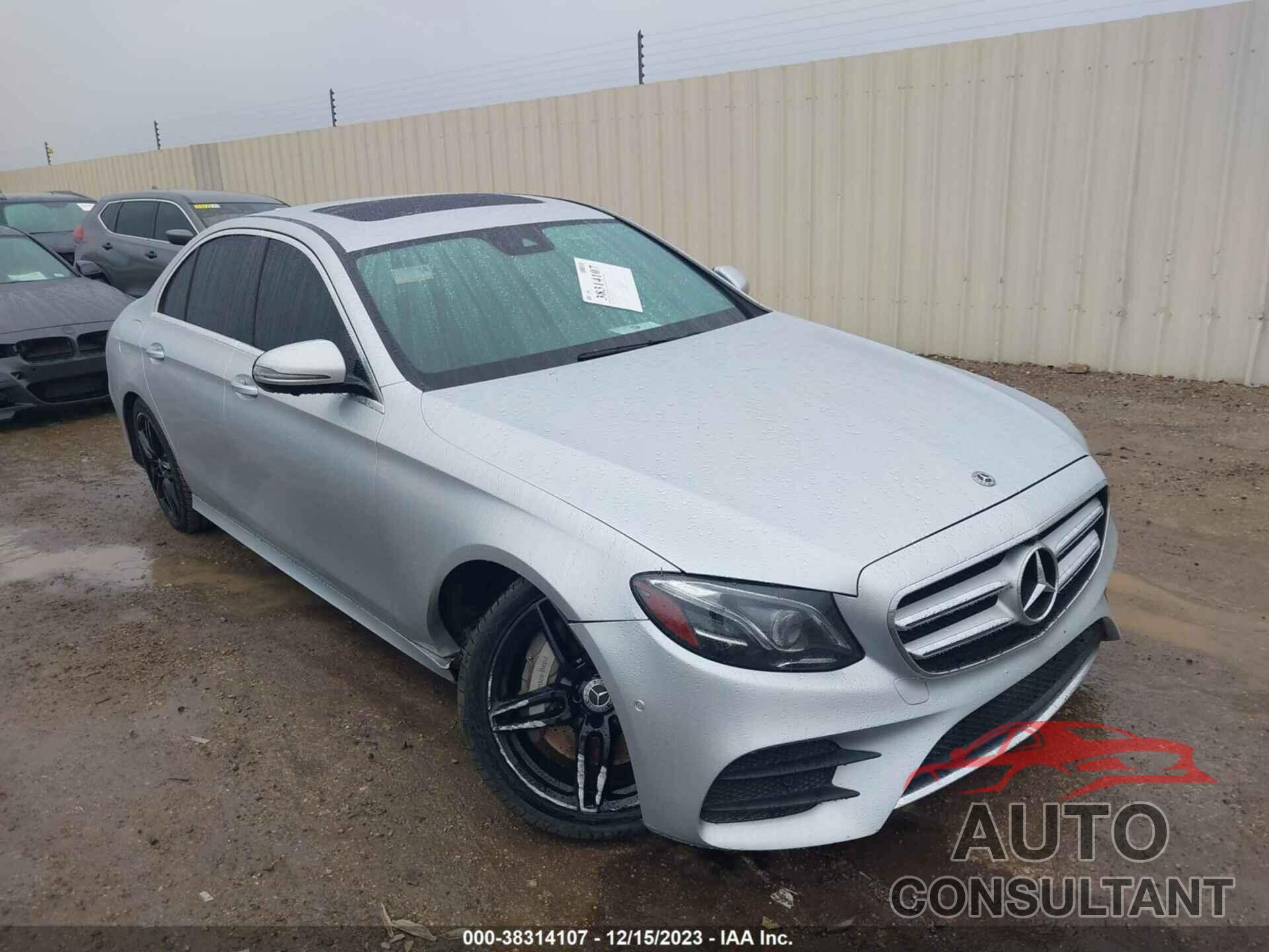 MERCEDES-BENZ E 300 2019 - WDDZF4JB6KA546950