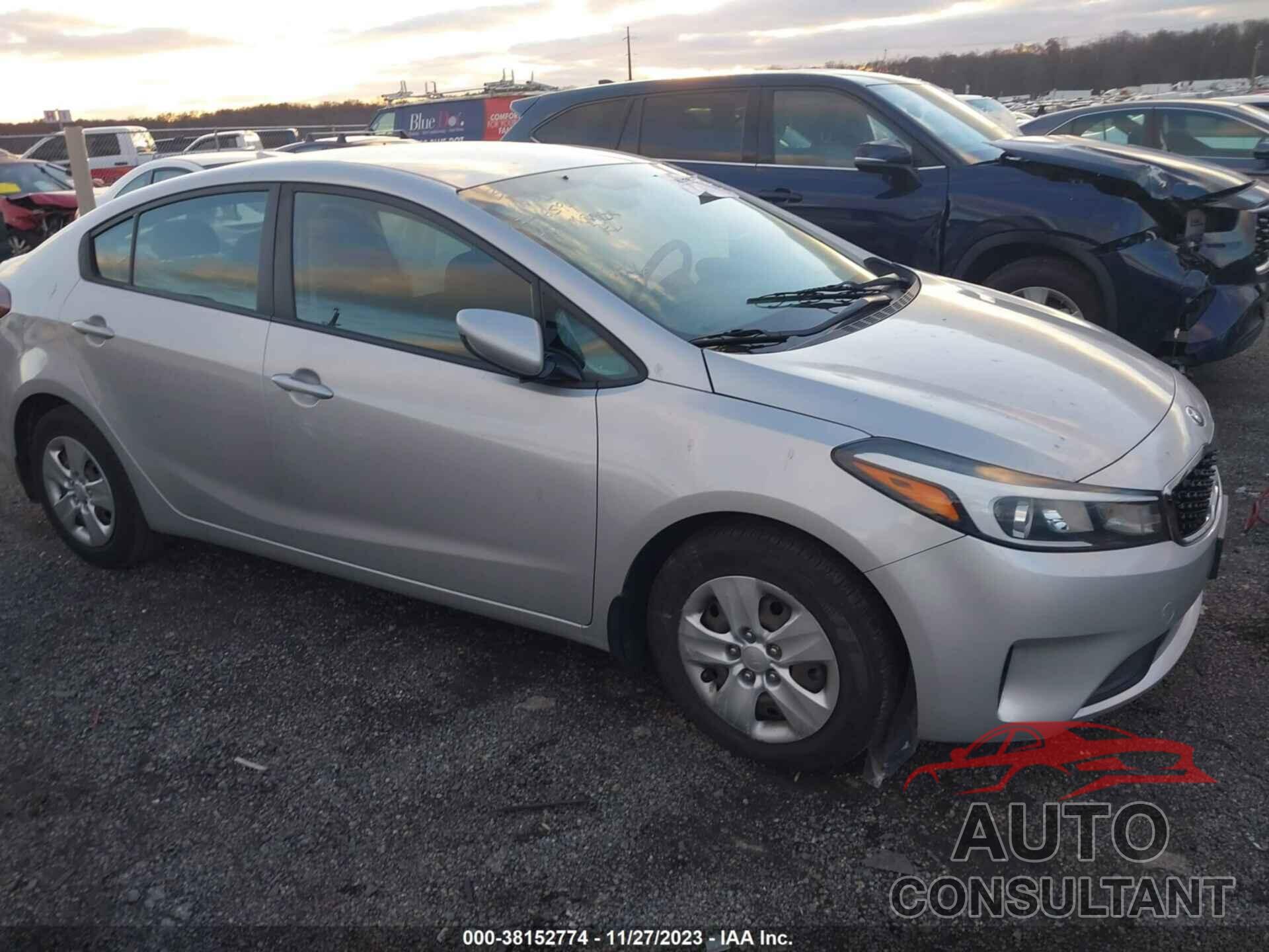 KIA FORTE 2018 - 3KPFL4A74JE178748