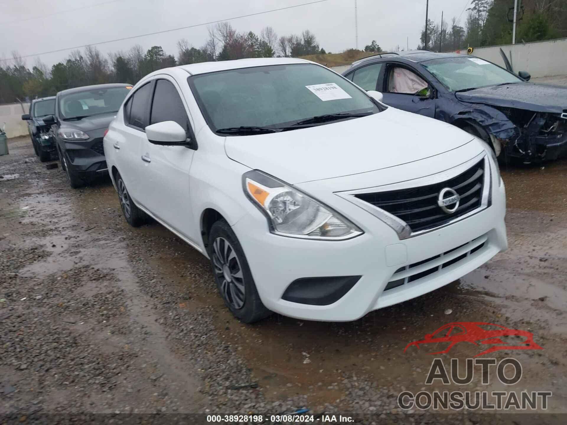 NISSAN VERSA 2017 - 3N1CN7AP8HK466978