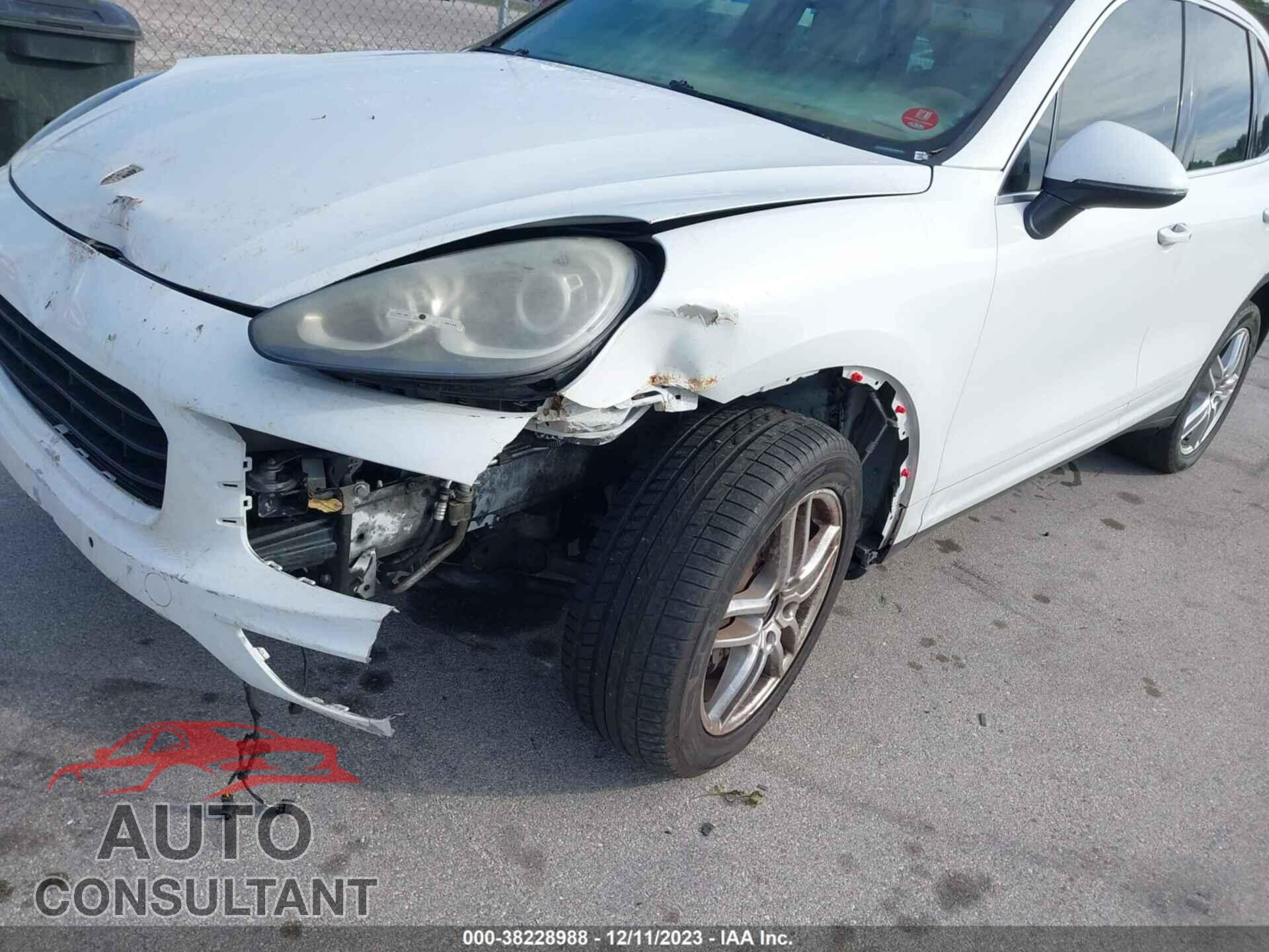 PORSCHE CAYENNE 2016 - WP1AA2A22GLA06368