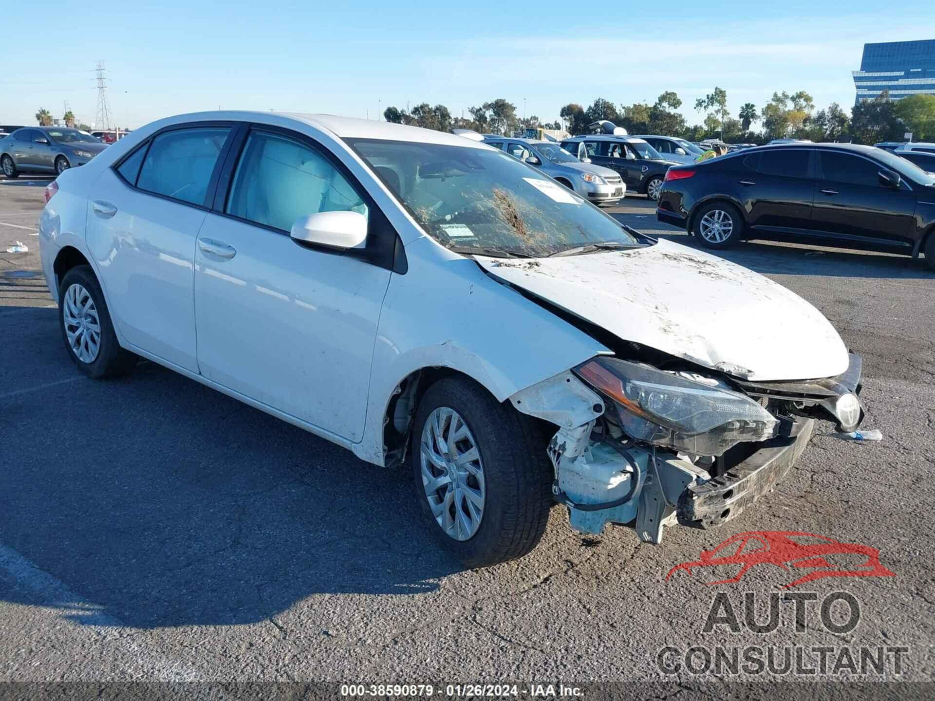 TOYOTA COROLLA 2018 - 5YFBURHE6JP853768