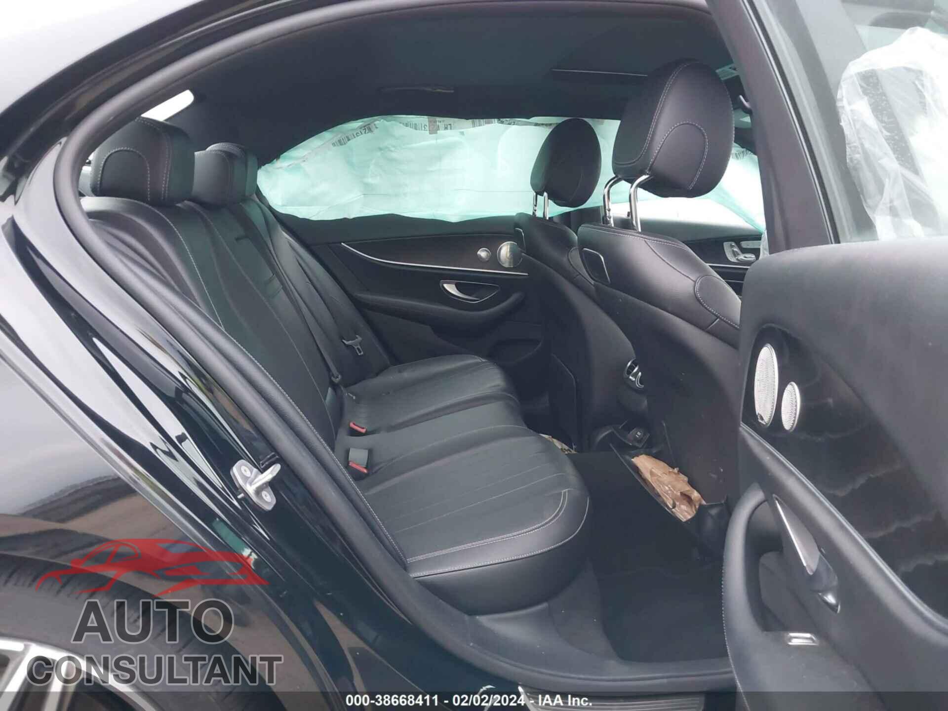 MERCEDES-BENZ E 300 2018 - WDDZF4JB6JA347587