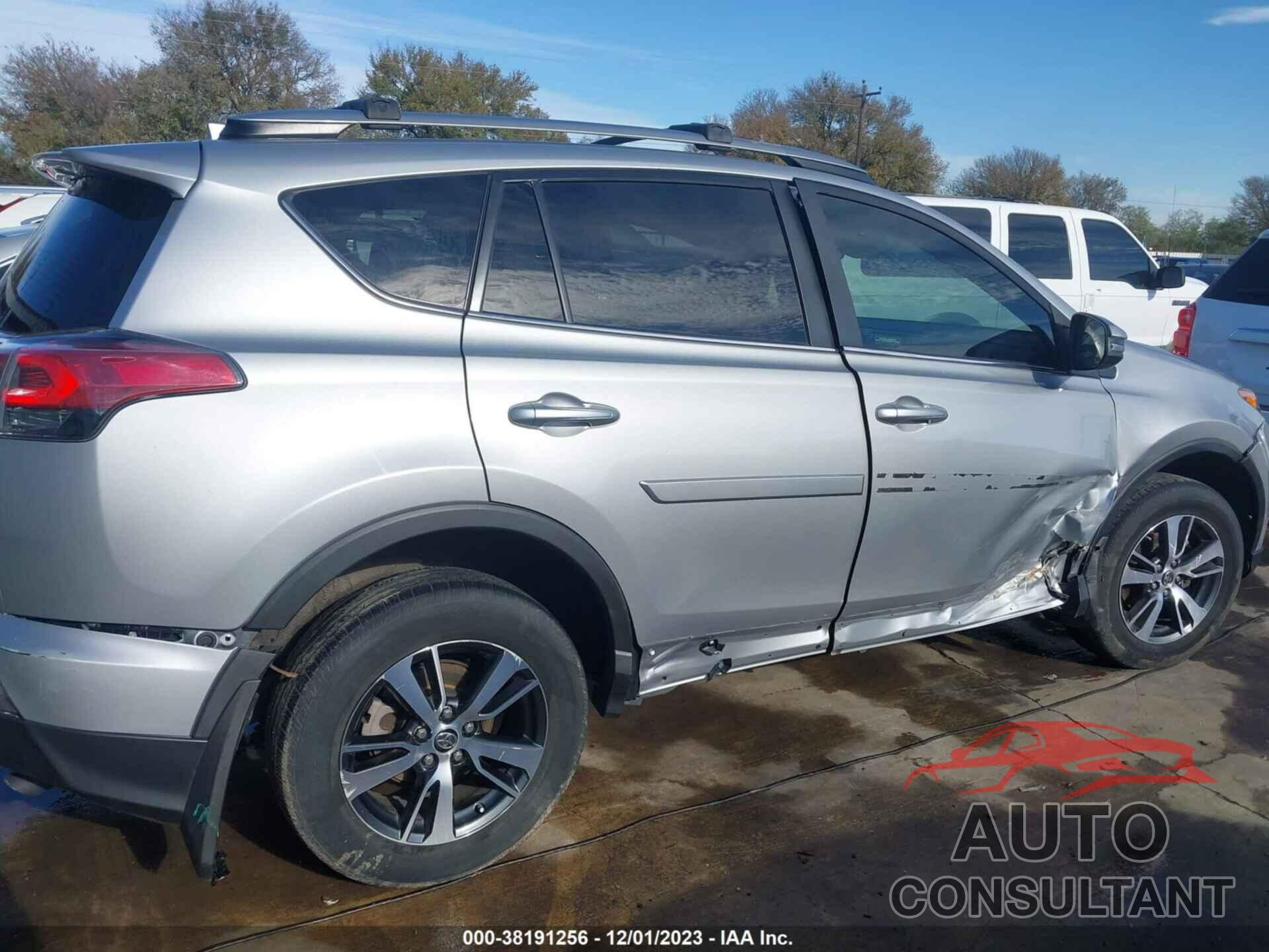 TOYOTA RAV4 2018 - 2T3WFREV0JW425703