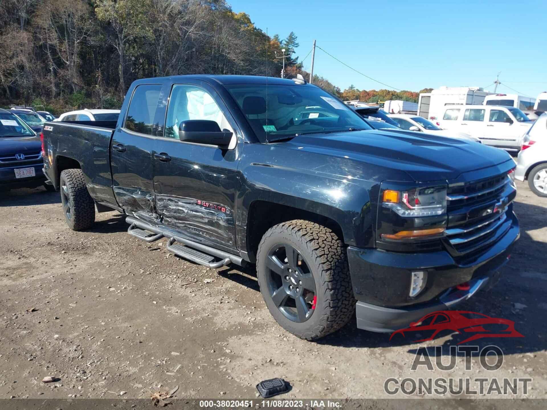 CHEVROLET SILVERADO 1500 2017 - 1GCVKREC3HZ303742
