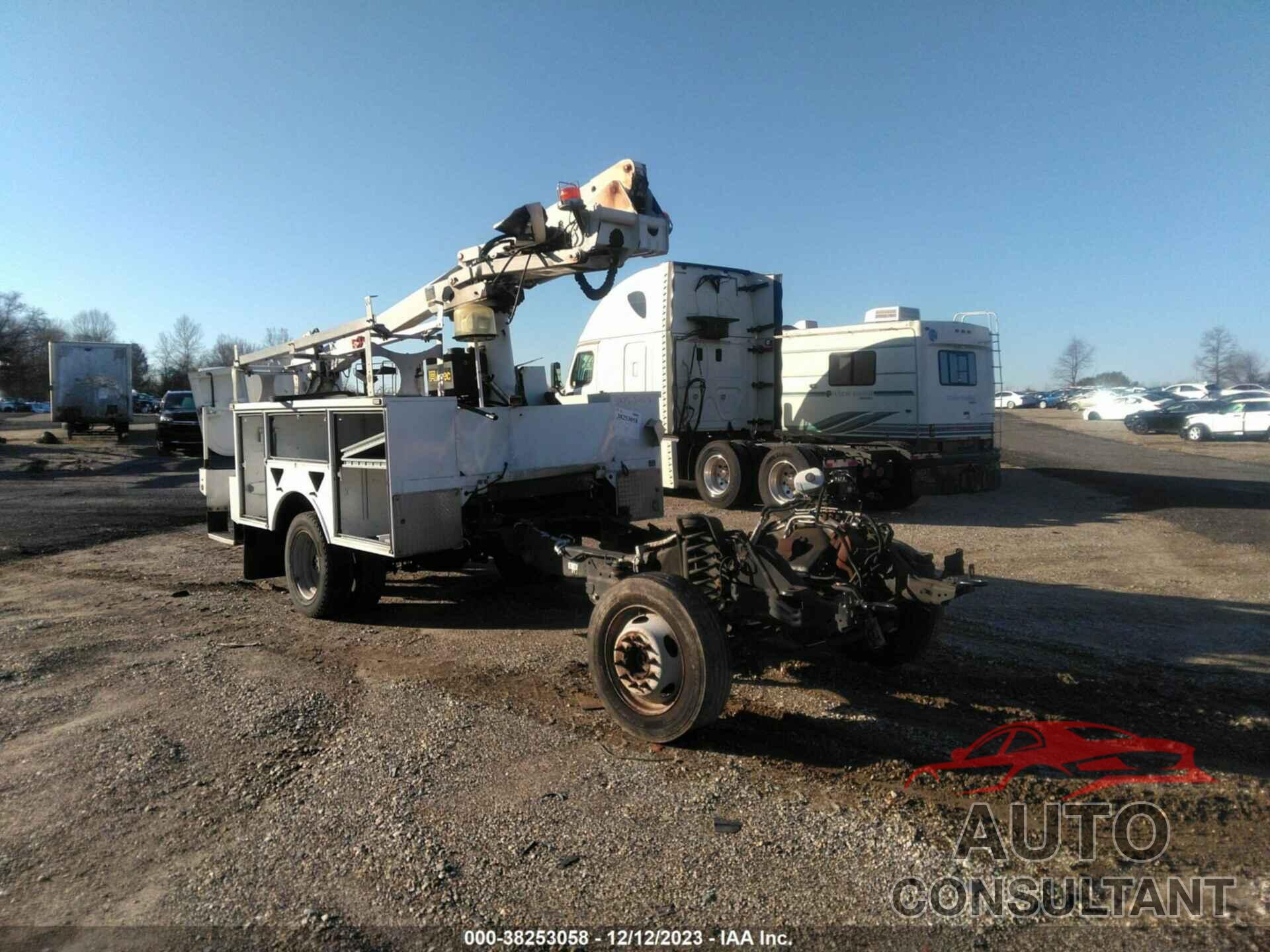 FORD F-450 CHASSIS 2016 - 1FDUF4HT9GED17418