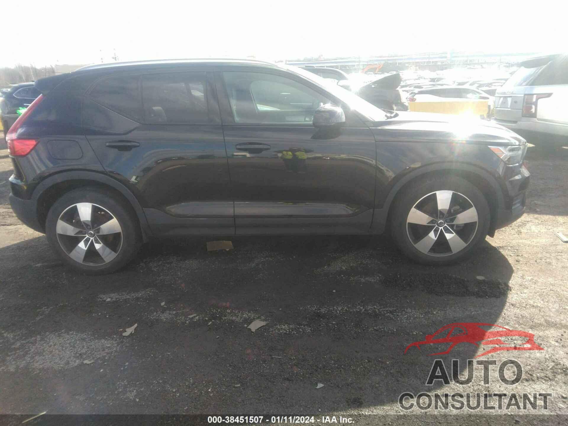 VOLVO XC40 2019 - YV4162XZ4K2014880