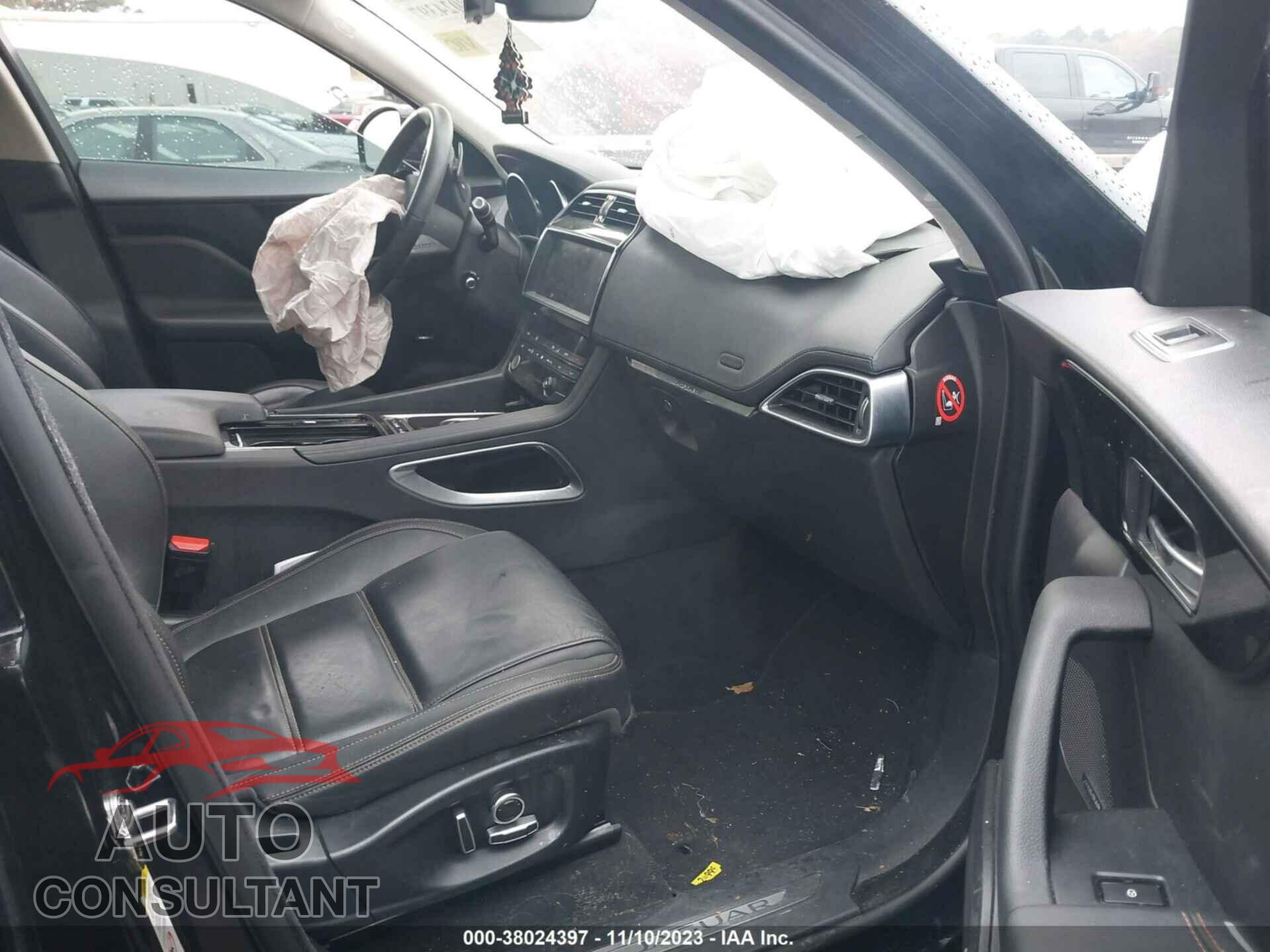 JAGUAR F-PACE 2019 - SADCL2GX2KA391351