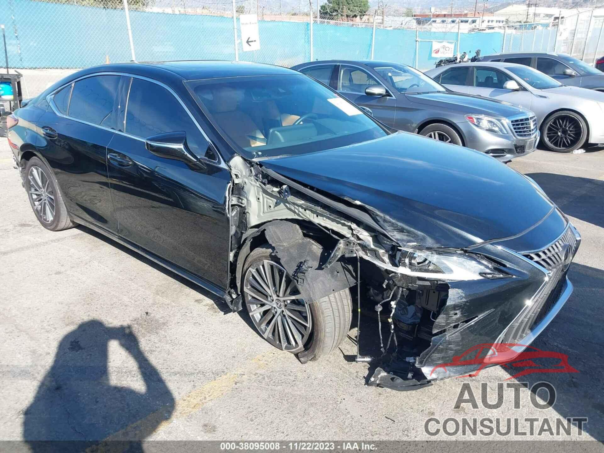 LEXUS ES 300H 2023 - 58ADA1C19PU034020