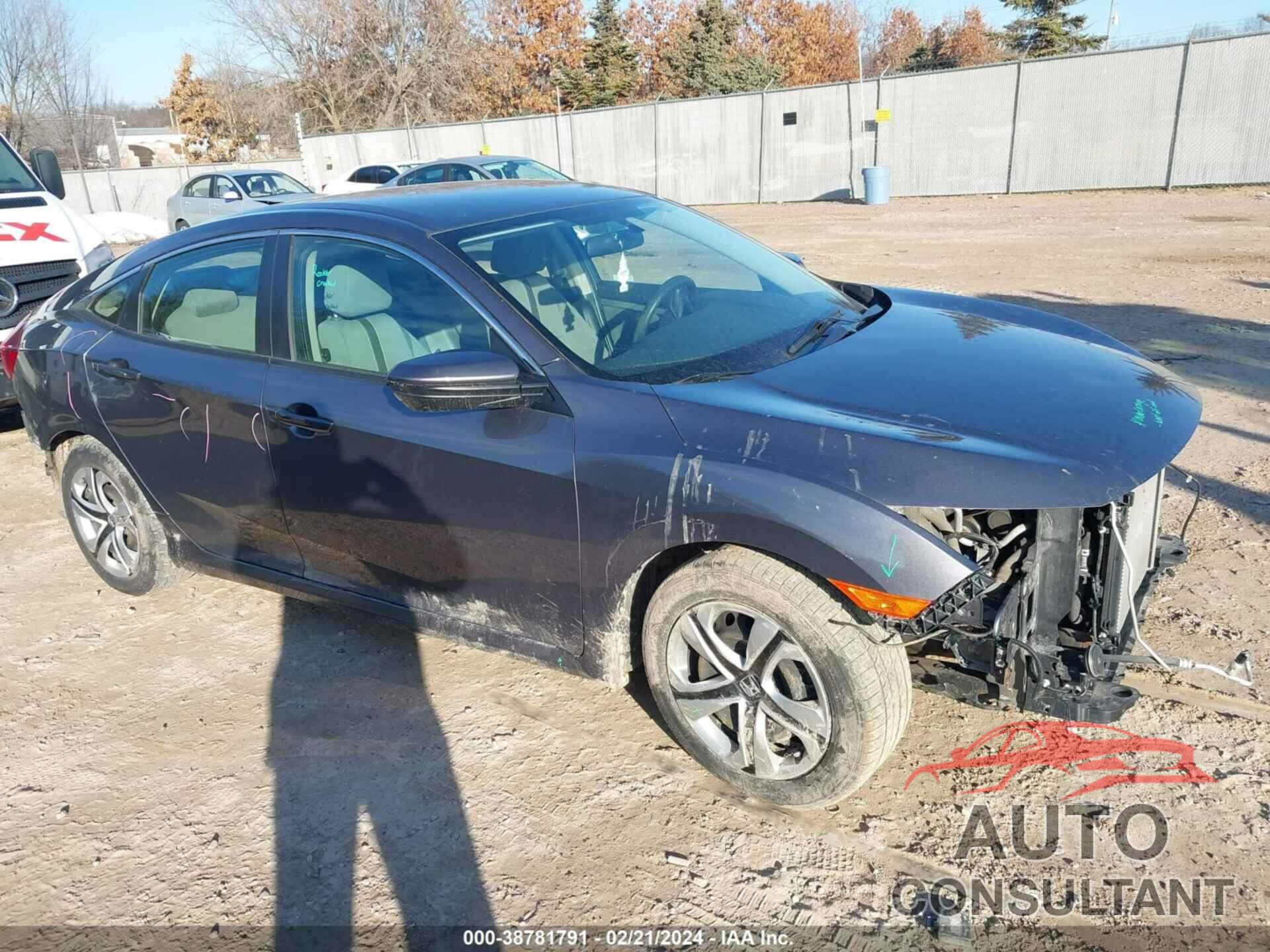 HONDA CIVIC 2018 - 19XFC2F59JE018845