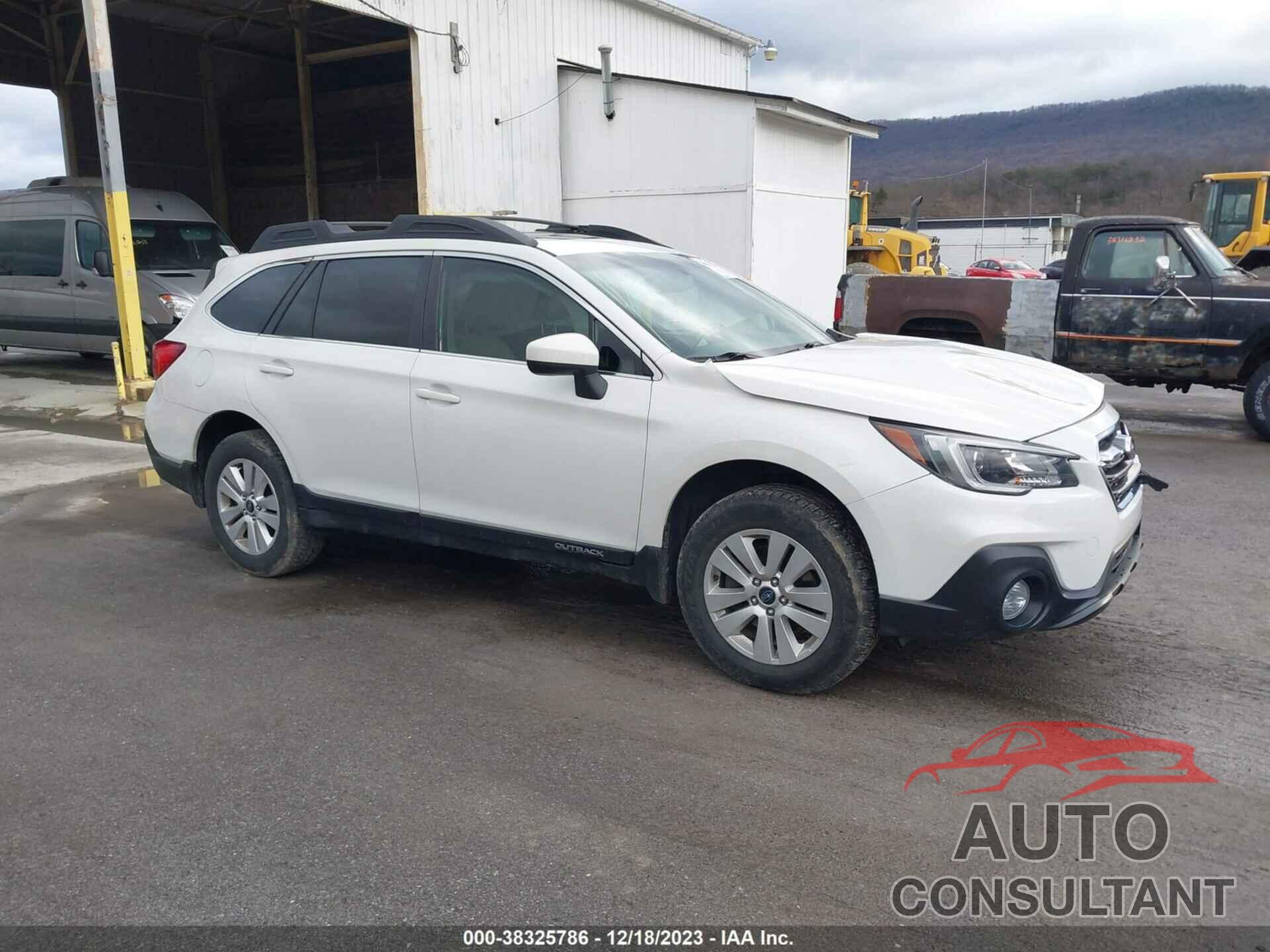 SUBARU OUTBACK 2018 - 4S4BSADC0J3271116