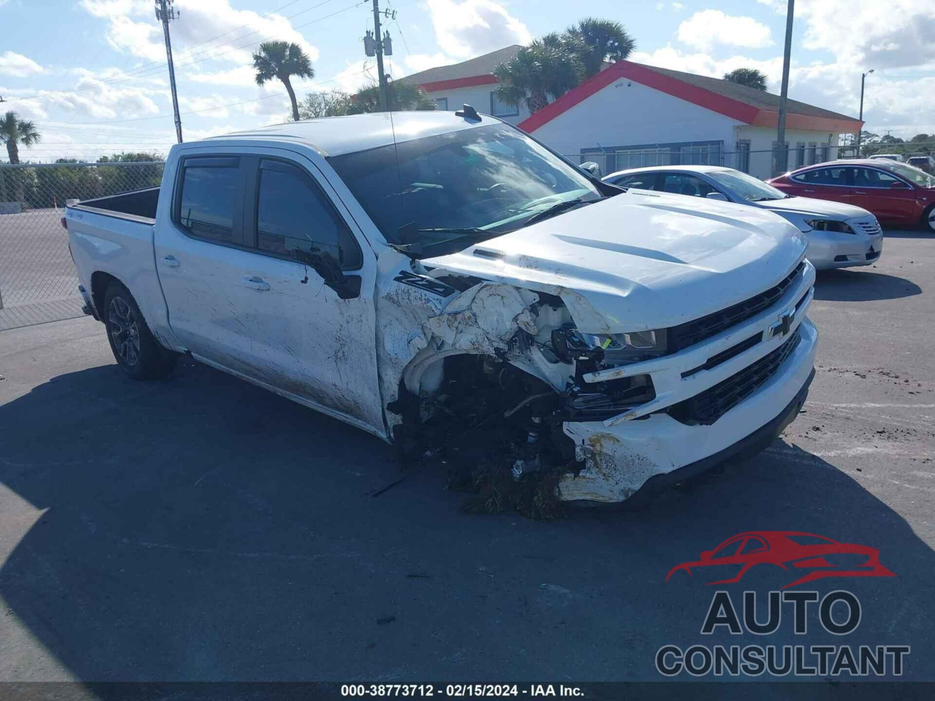 CHEVROLET SILVERADO 1500 2021 - 1GCUYEET7MZ431897