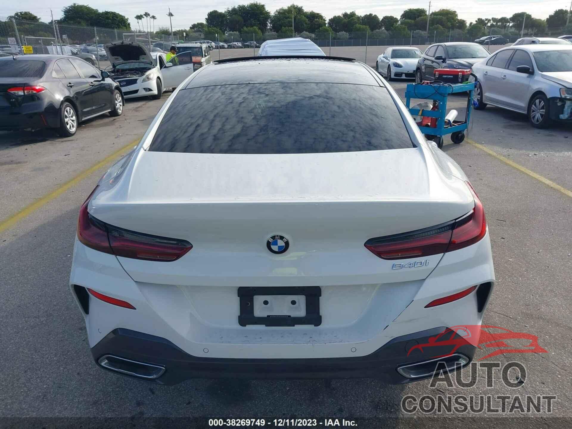BMW 8 SERIES 2022 - WBAGV2C03NCH46410