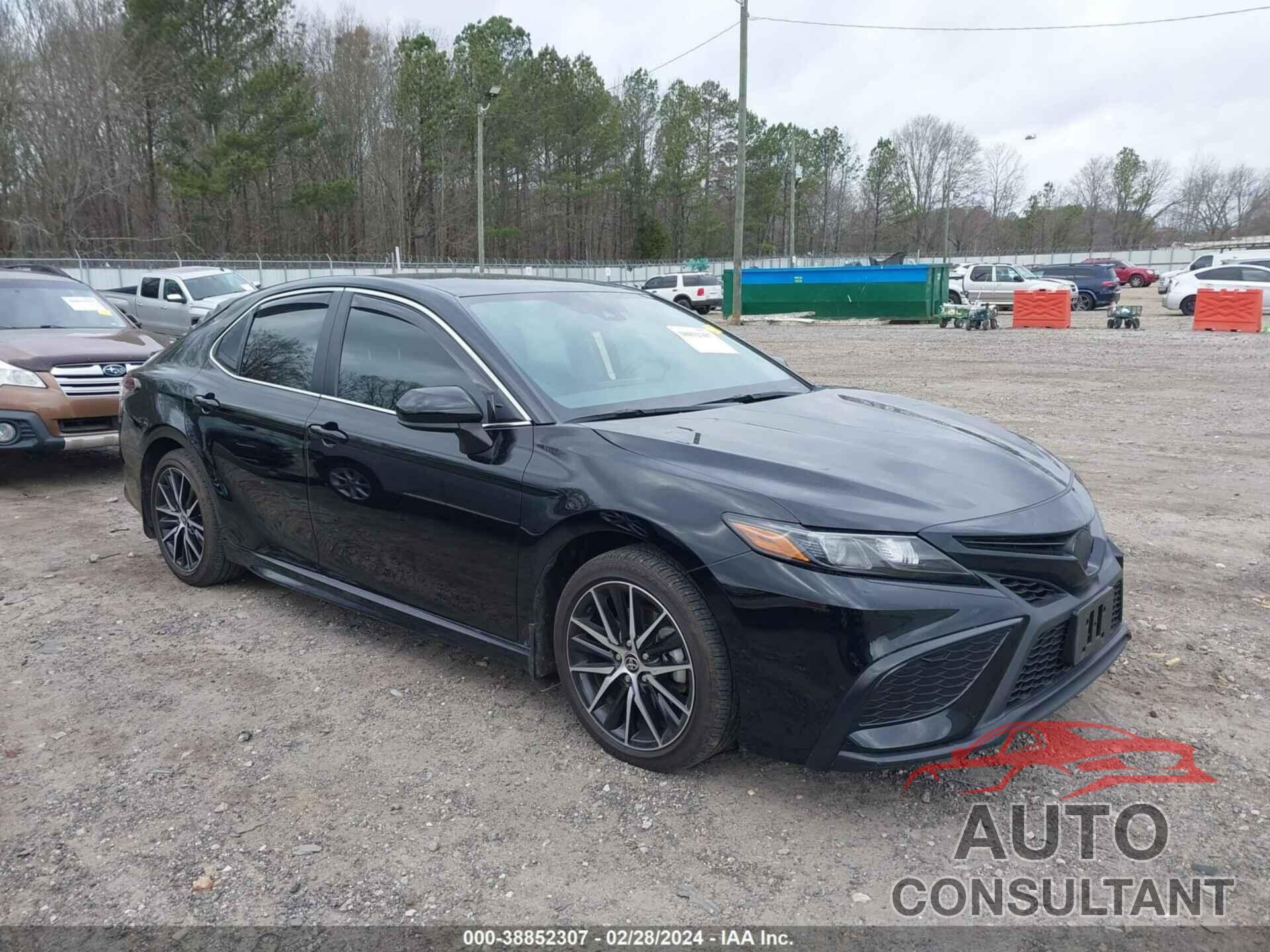 TOYOTA CAMRY 2021 - 4T1G11AK6MU489841