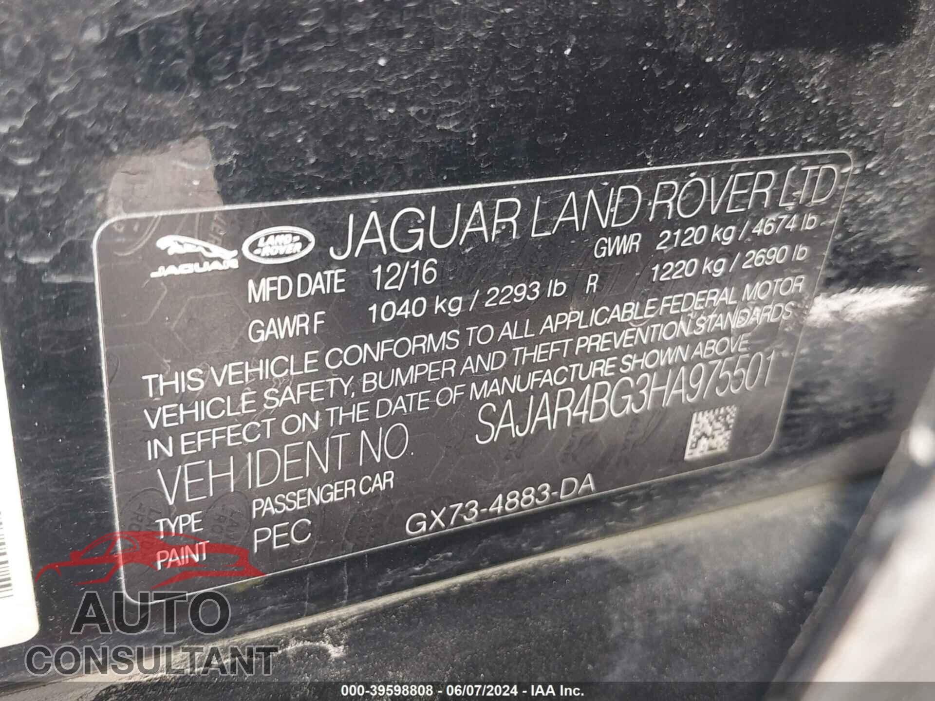 JAGUAR XE 2017 - SAJAR4BG3HA975501