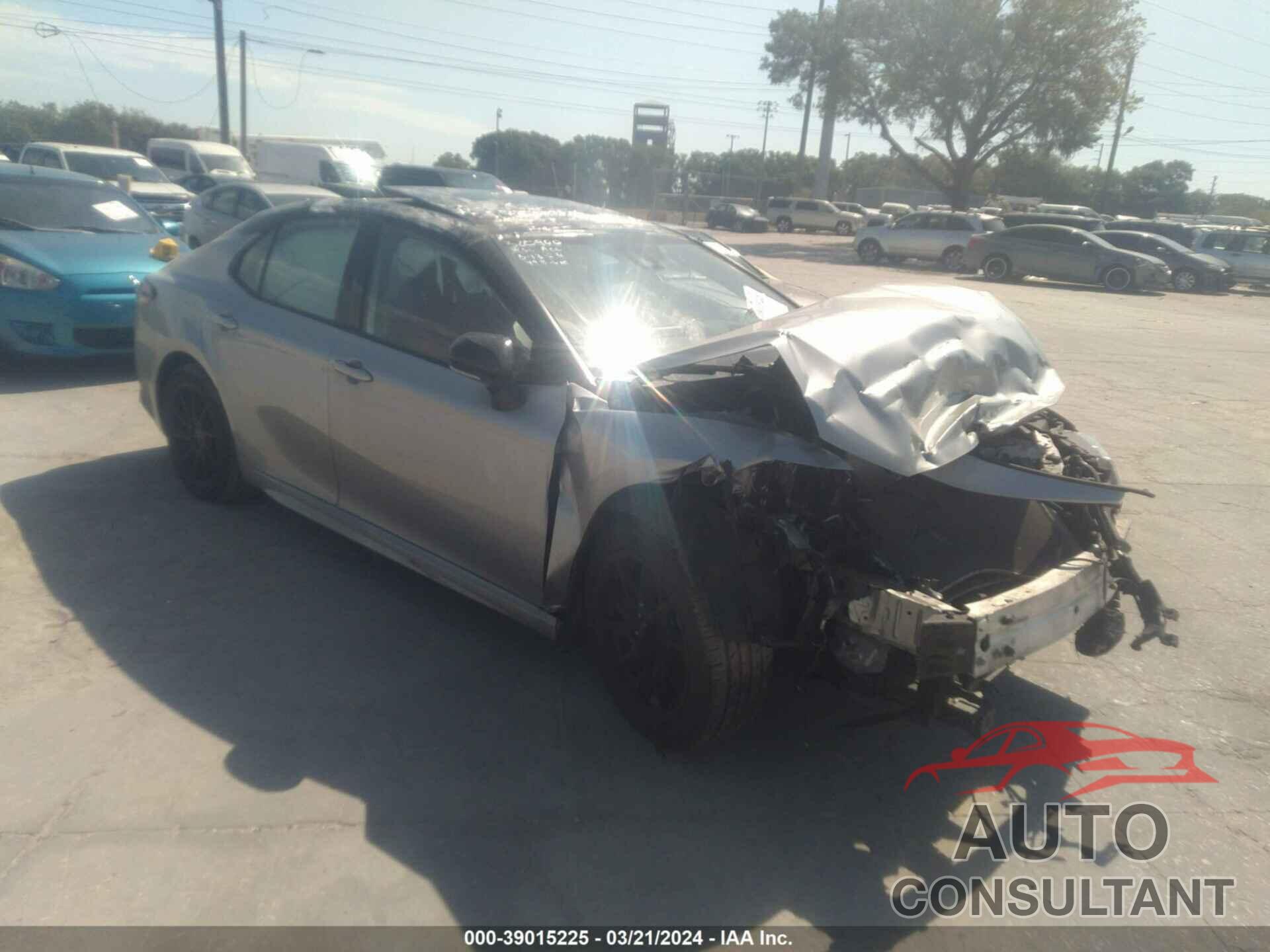 TOYOTA CAMRY 2022 - 4T1K61AK5NU021130