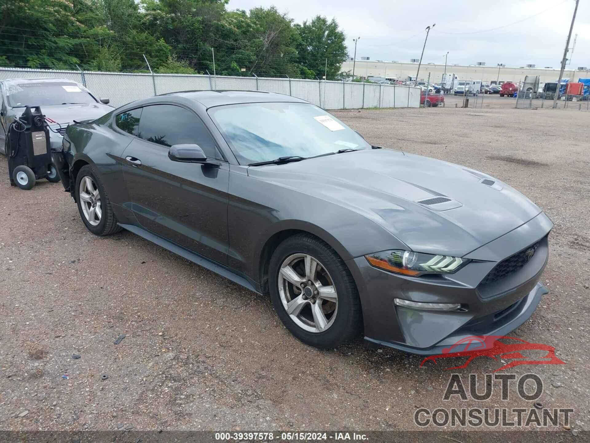 FORD MUSTANG 2018 - 1FA6P8TH2J5182915