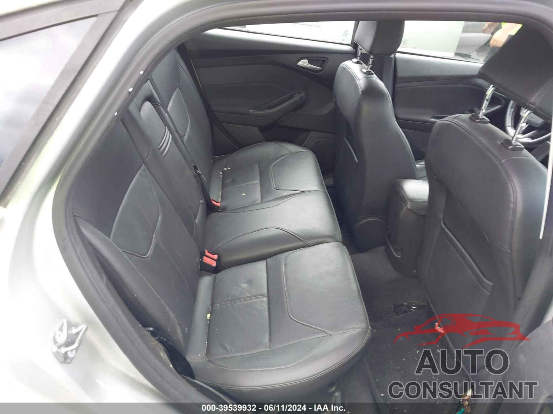 FORD FOCUS 2016 - 1FADP3F27GL264872